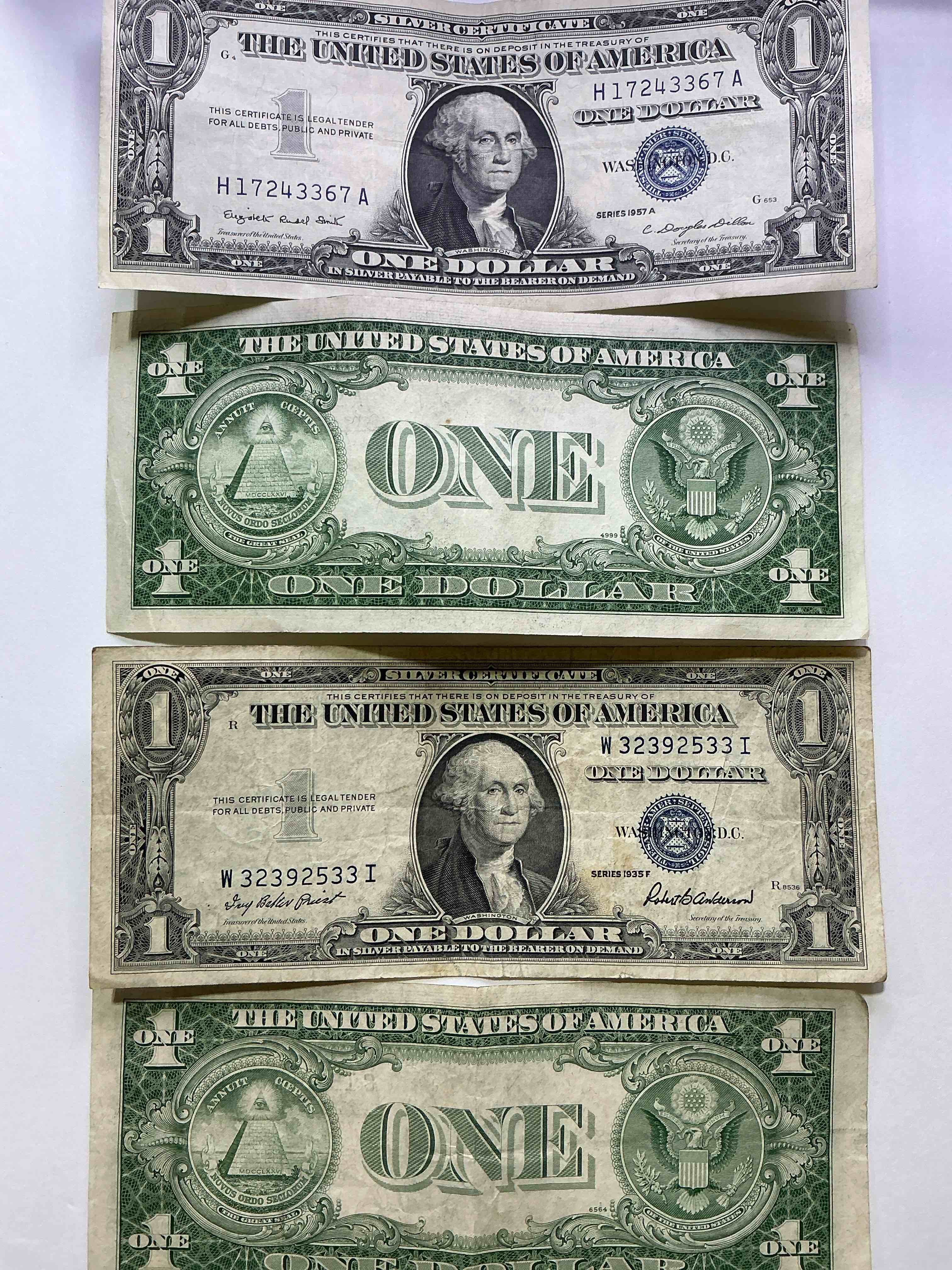 1957 & 1935 Series Silver Certificates! Did You Know That Prior To 1964 One Dollar U.S. Paper Money Was Actually Redeemable For Silver Dollars?! Wow How Times Have Changed! Silver Certificates Were Produced From 1878 To 1964 & Are Still Considered Legal Tender At Face Value. Here Are Gorgeous, Circulated 1957 U.S. One Dollar Silver Certificate, With Highly Collectible "Blue Seal!* Own An Awesome Piece Of History!