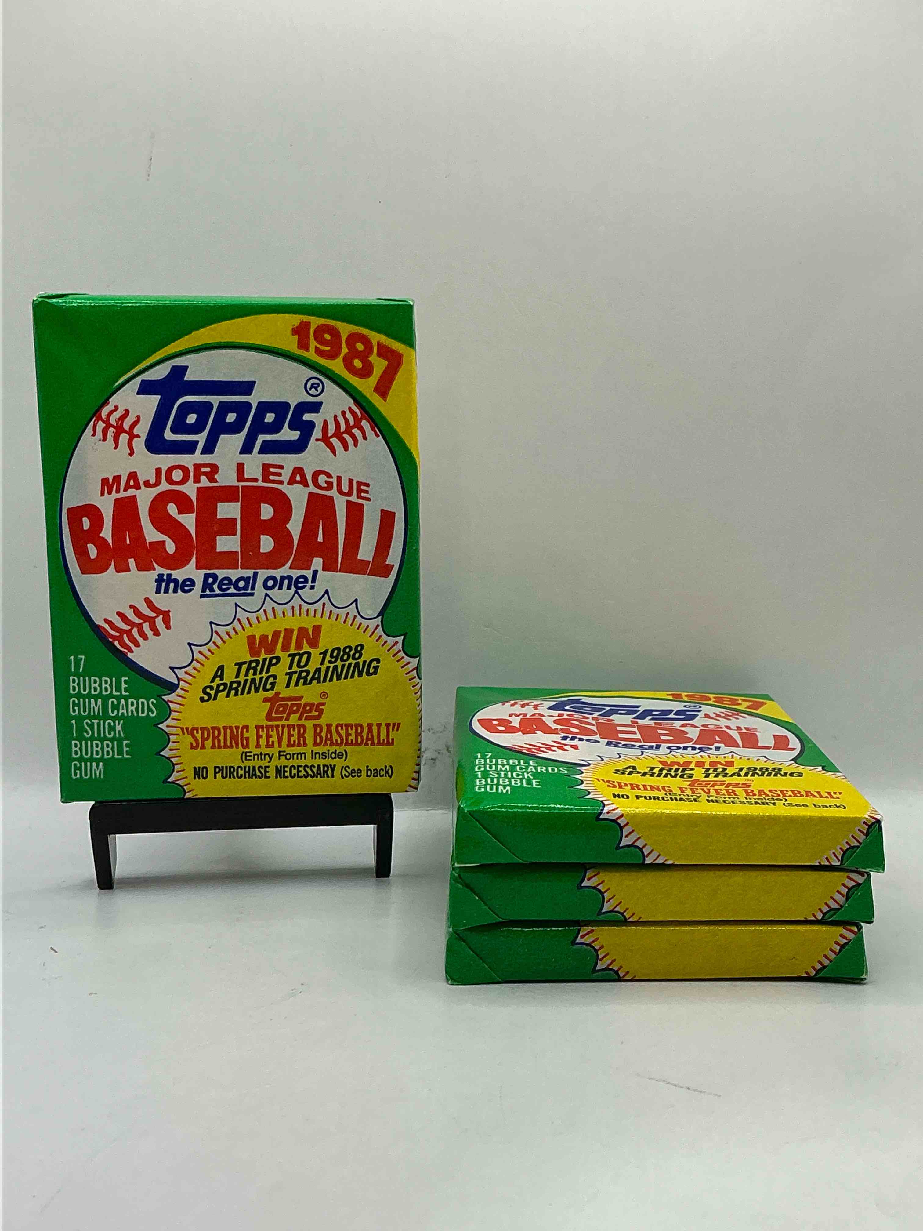 Loaded! 1987 Topps Baseball Unopened Sports Card Collectible Wax Pack, Direct From Original Retail Case! 1987 Topps Baseball Is A Loaded Year With Rookie Cards From Barry Bonds (PSA 10 $300+), Bo Jackson, Jose Canseco & More! Excellent Condition!