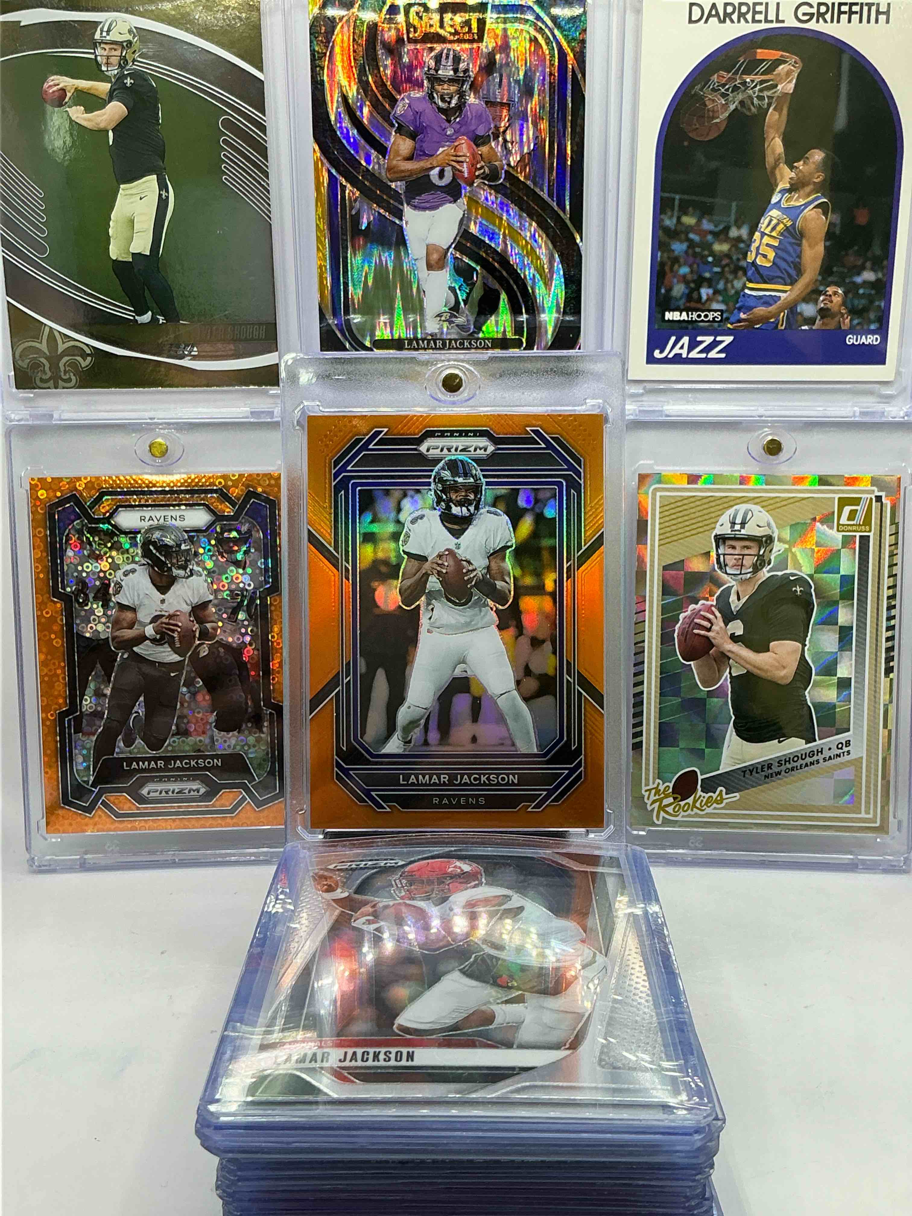 Louisville Legends! Lamar Jackson Orange Numbered /249 Prizm Card, Absolute Football Tyler Shough Rookie, Donruss The Rookies & More! Lamar Orange Disco, Darrell Griffith, Wes Unseld & More! Insane! 24 Card Louisville Legends Lot! Legends From UofL!
