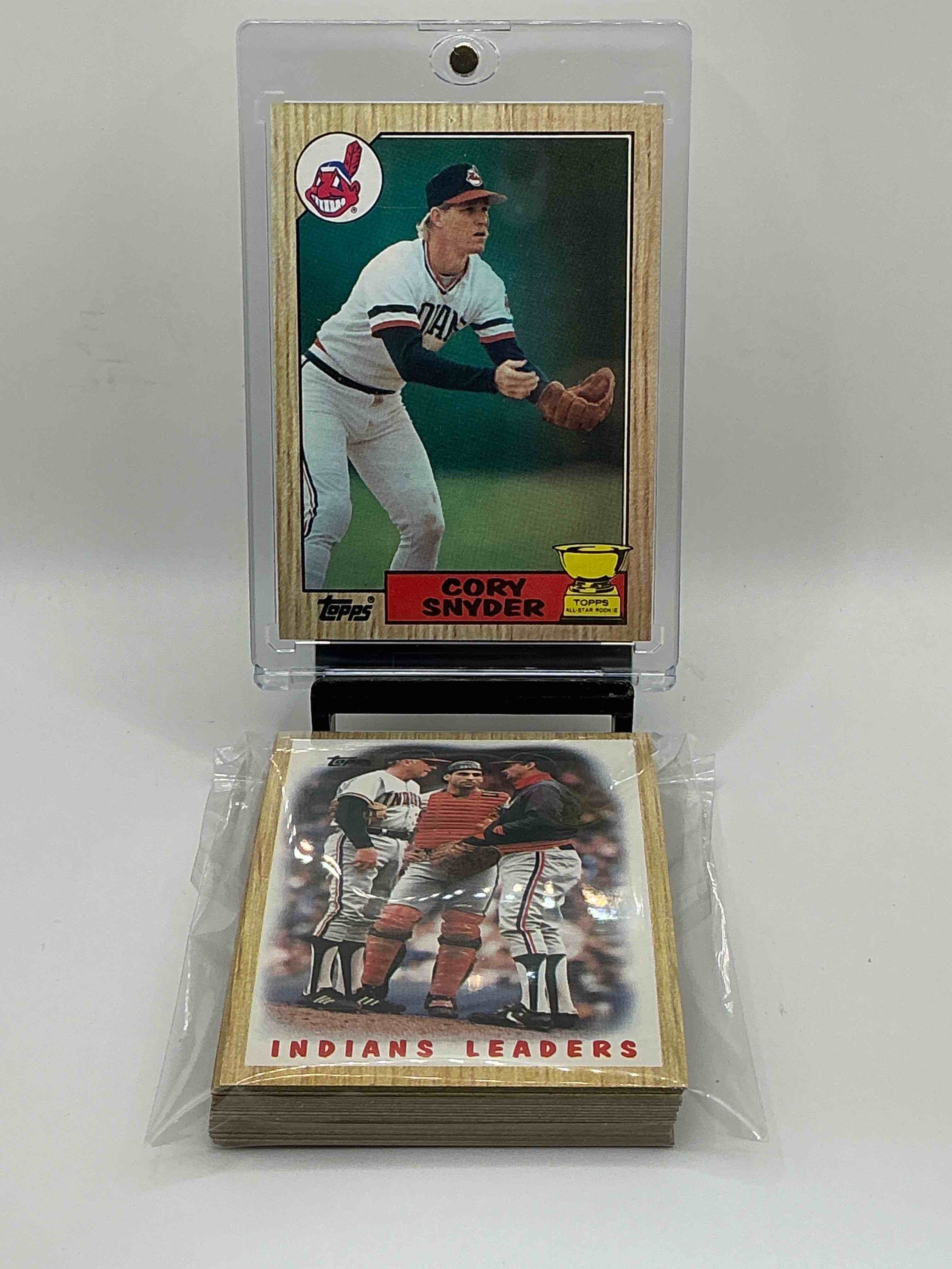 1987 topps baseball… indians set! cory snyder, brett butler, don schulze, tom waddell, mel hall & more! insane 24 card indians lot!