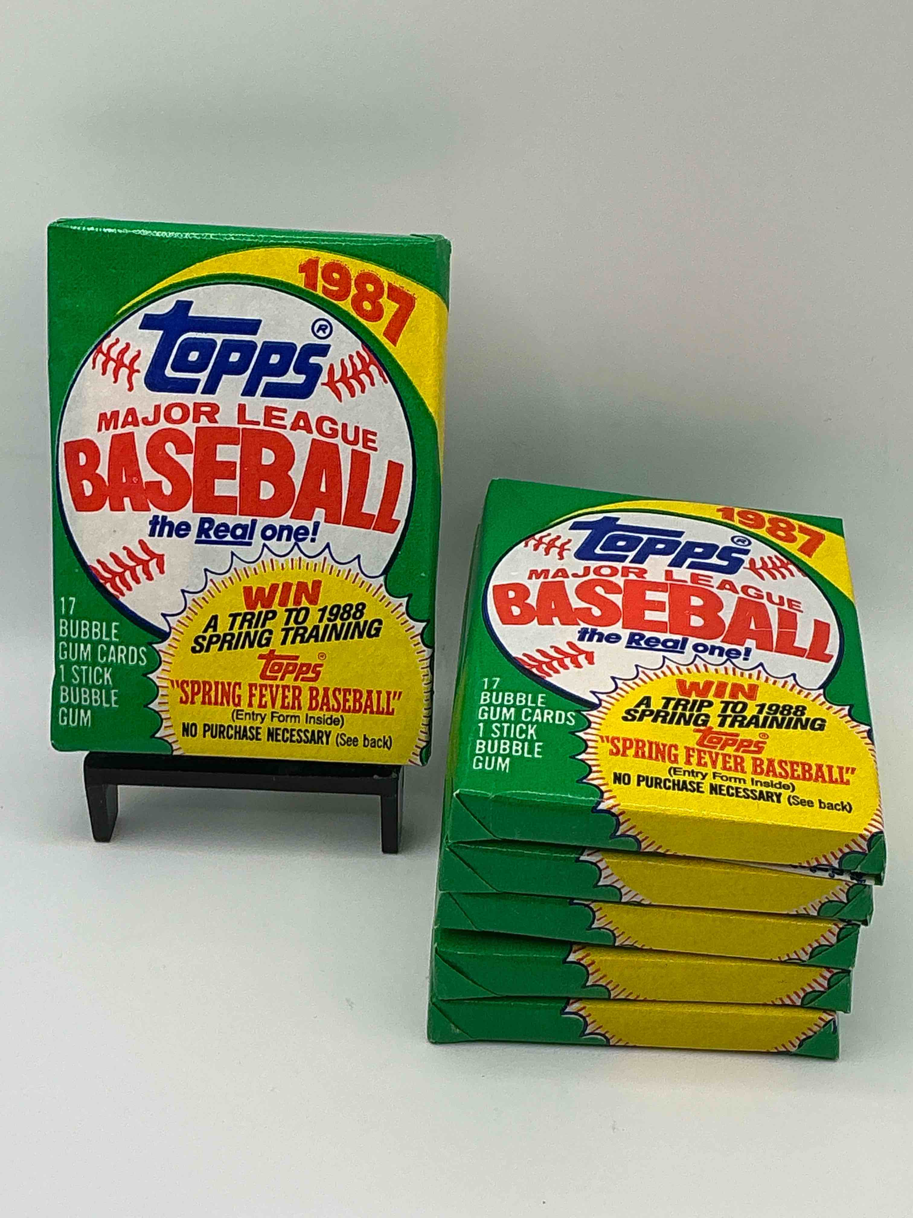 Loaded! 1987 Topps Baseball Unopened Sports Card Collectible Wax Pack, Direct From Original Retail Case! 1987 Topps Baseball Is A Loaded Year With Rookie Cards From Barry Bonds (PSA 10 $300+), Bo Jackson, Jose Canseco & More! Excellent Condition!