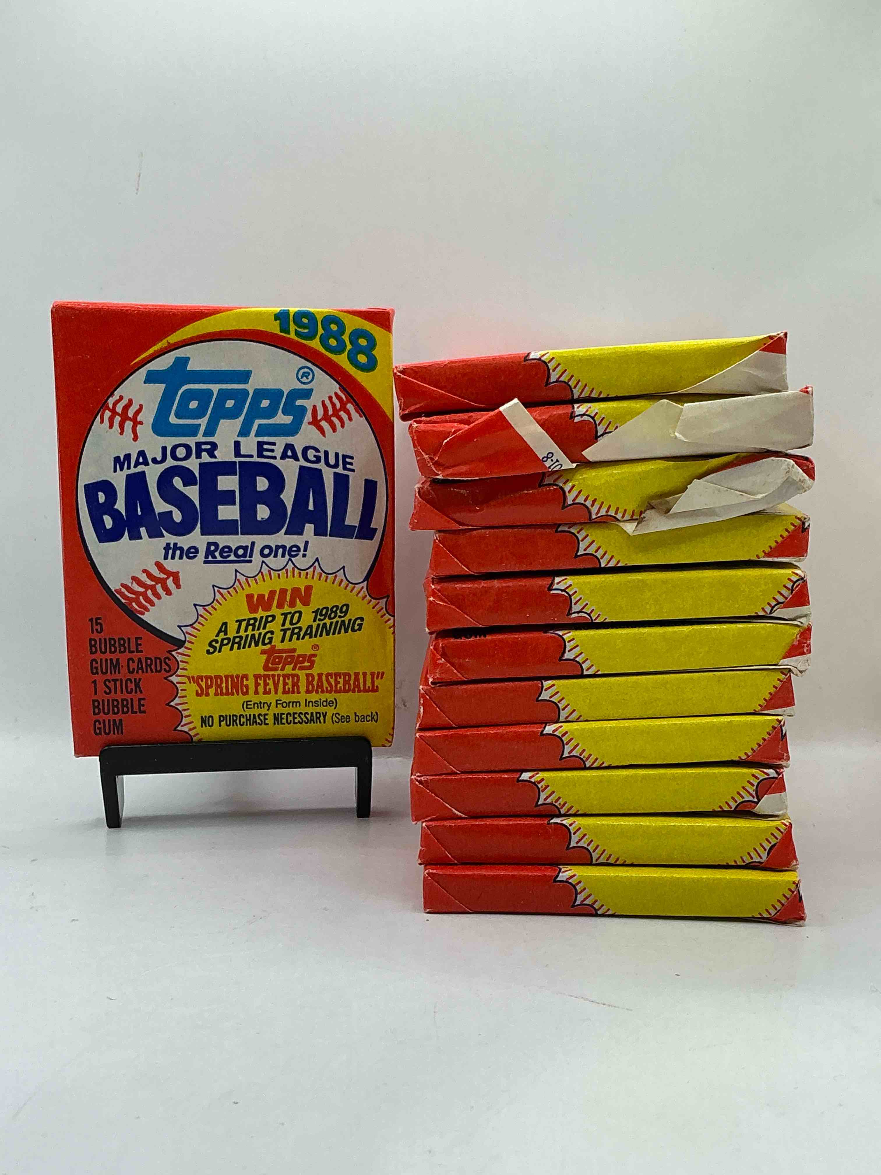 80's Baseball Fan's Rejoice! 1988 Topps Baseball Unopened Wax Packs Full Of Collectible Trading Cards! Search For Valuable Don Mattingly "World Of Baseball" & Nolan Ryan Cards Worth Hundreds In Perfect Condition!