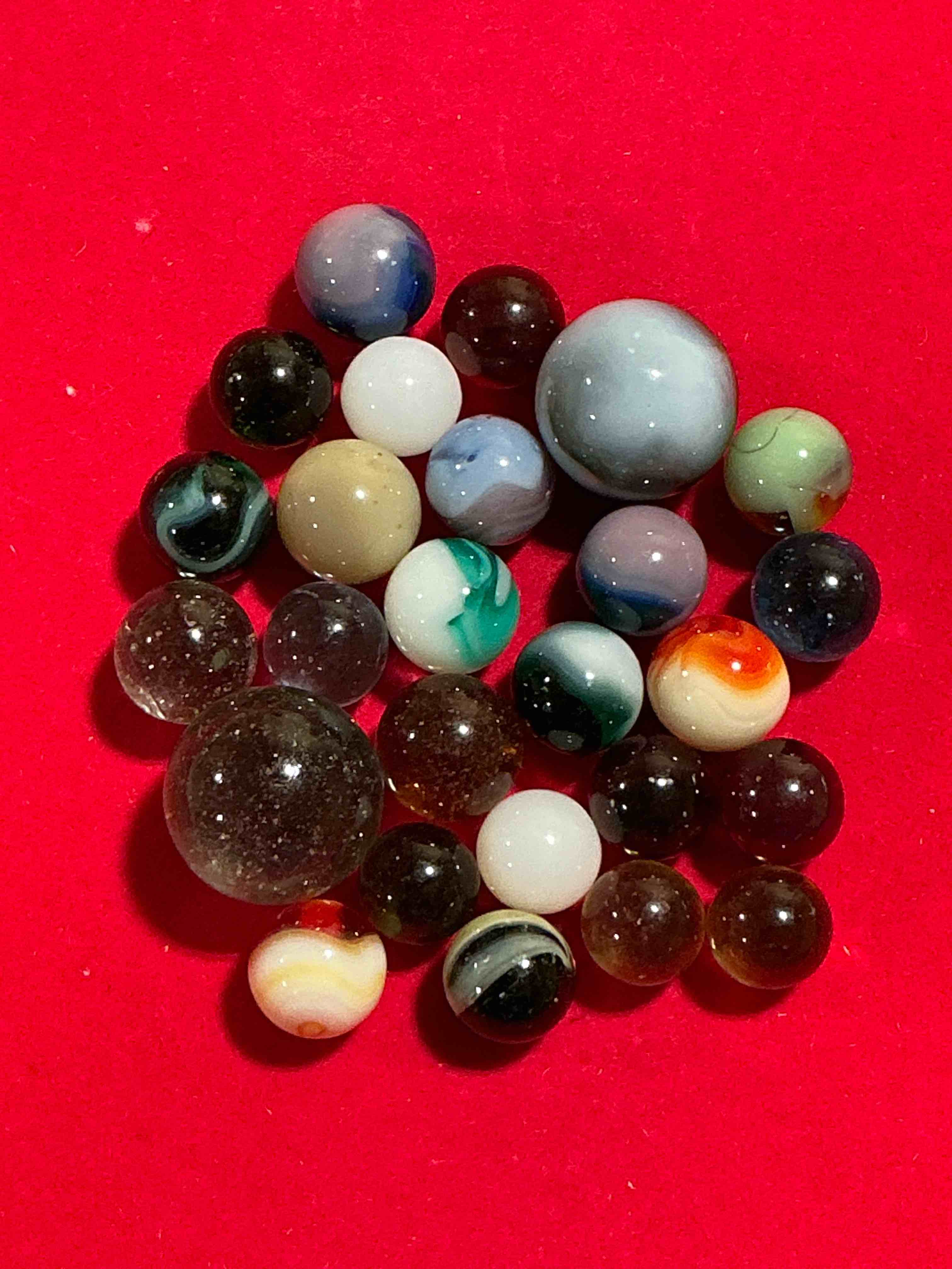 Condition photo showing New/Like New for Antique Glass Marbles! Genuine Stunning Marbles Lot, All Marbles Made Between The Years 1925-1965 & Made With Uranium! Many Are Great Depression Era & Even Earlier! Gorgeous, Authentic Pieces Of History!  