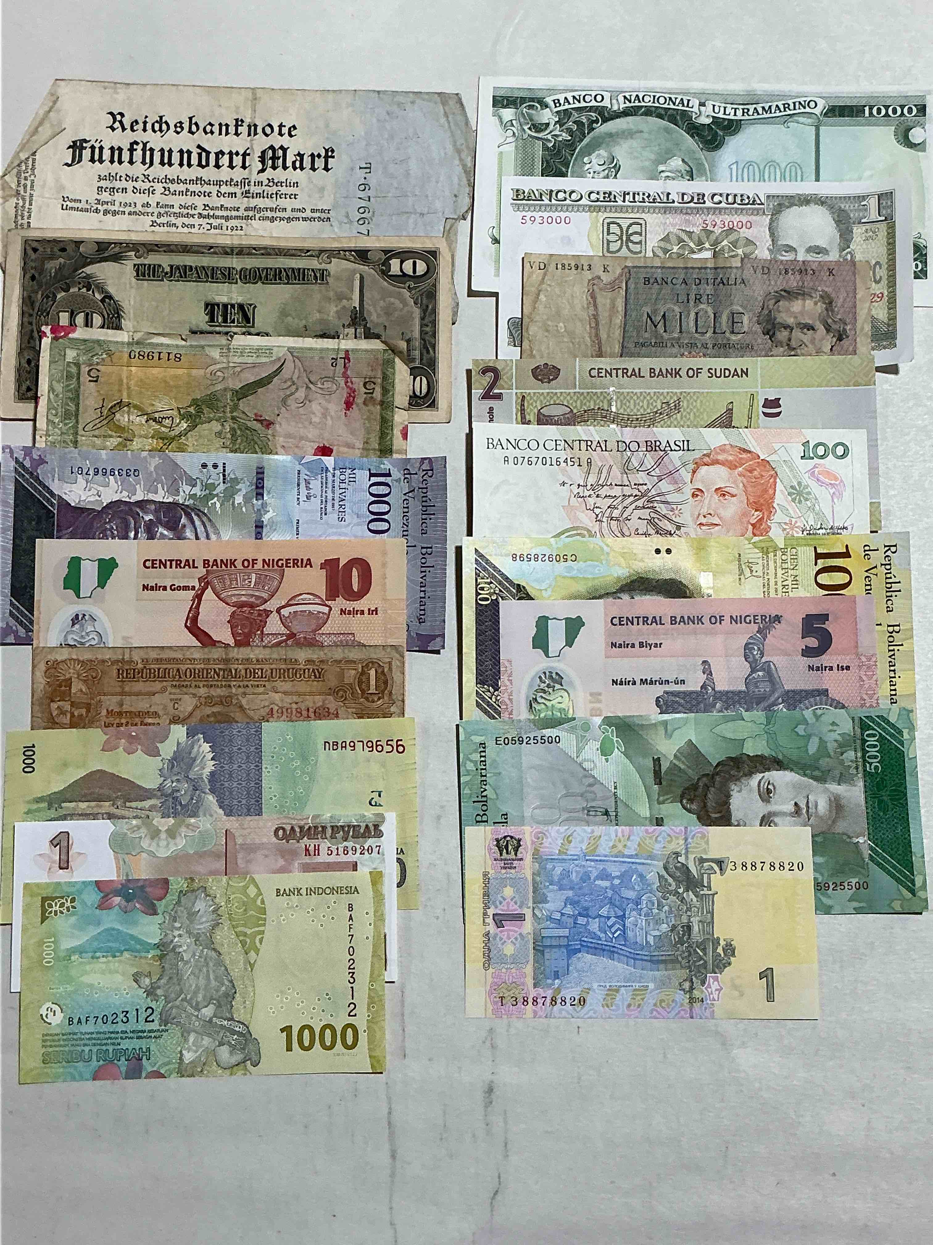 world antique & vintage authentic paper money! genuine paper currency from around the world, all bills unique & typically span the last 100 years or so! in circulated & uncirculated condition! impossible to collect! 