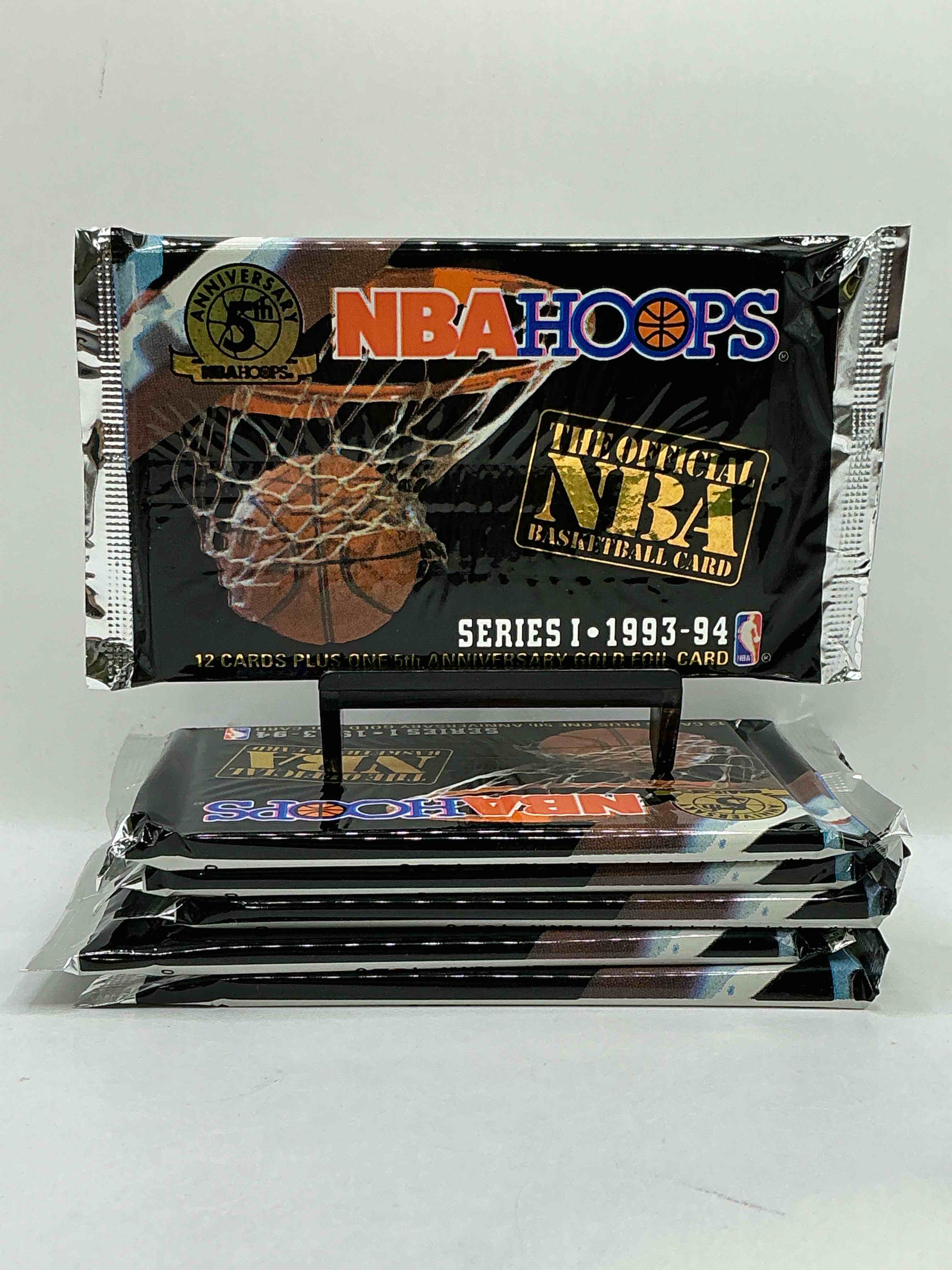 michael jordan!? 90’s basketball stars!! nba hoops premium series i basketball packs! 1993-94 edition skybox packs! these beautiful packs are getting to be very hard to find. these premiere edition card packs are rare & super cool! look for michael jordan, david robinson, dennis rodman & so many more 80’s & 90’s legends!