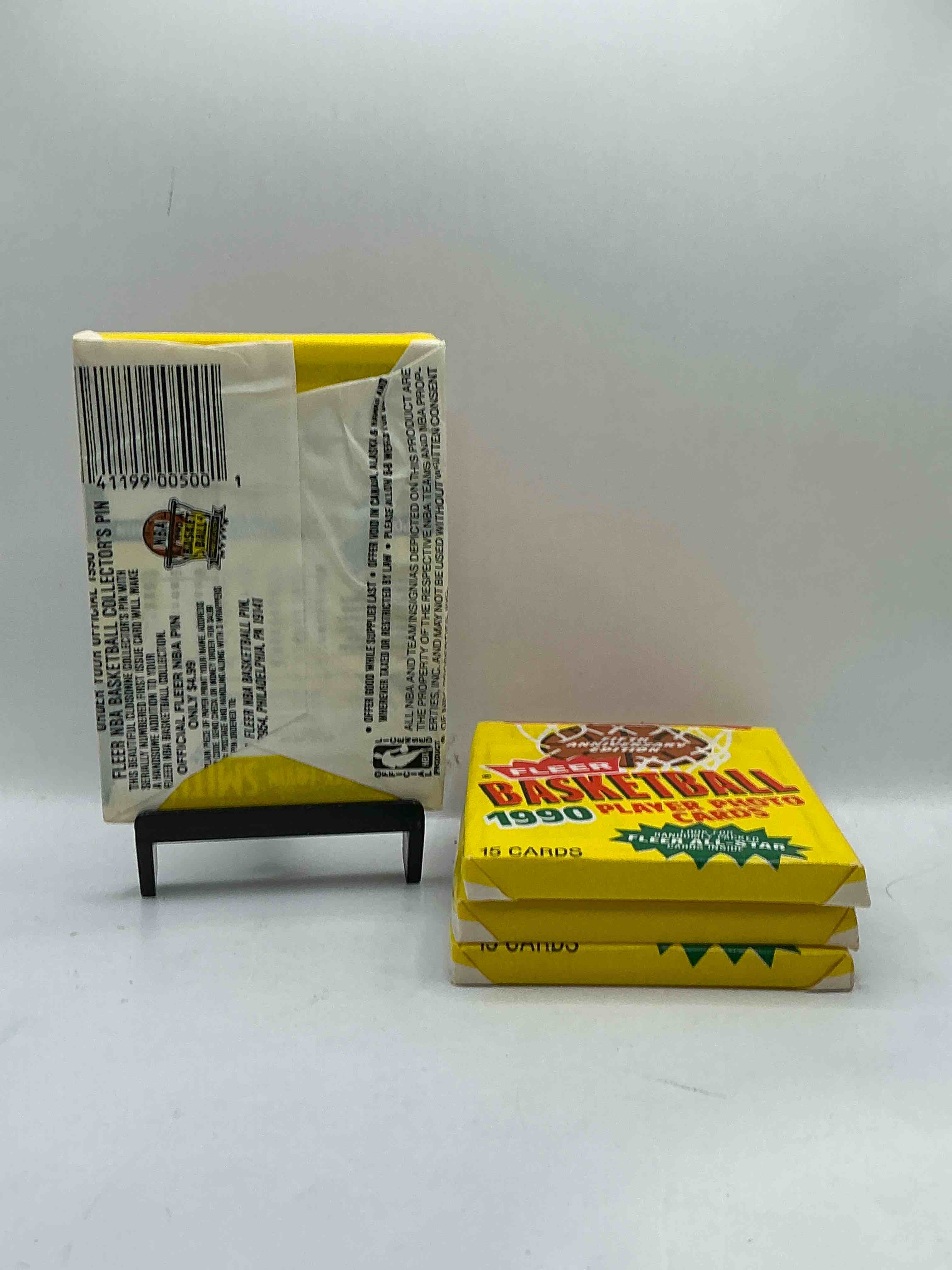 Condition photo showing New/Like New for Michael Jordan!? 1990 Fleer Basketball Unopened Wax Packs Direct From Original Box! Search For Valuable Early Michael Jordan Cards! As Well As Other 80's Stars!