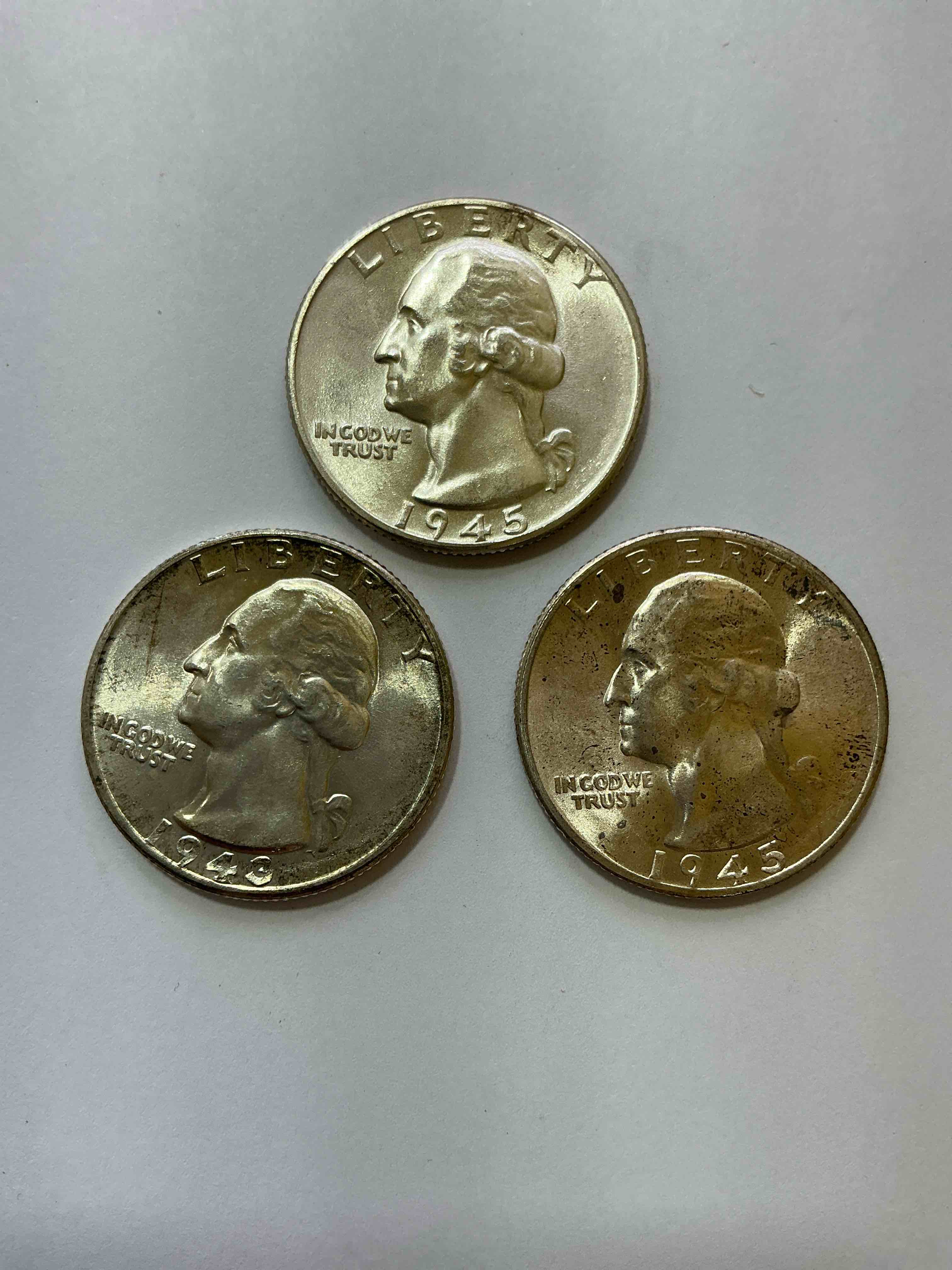 george washington brilliant silver! pre 1965 u.s. quarter dollar coins were actually silver, here are two great examples of awesome, pristine george washington silver quarters, stunning & circulated! rare mints! great for investing in precious metals! these coins were minted at 90% silver and 10% copper, giving them a net weight of .18084 ounces of pure silver per coin! very hard to find & stunning! invest in fine u.s. silver!