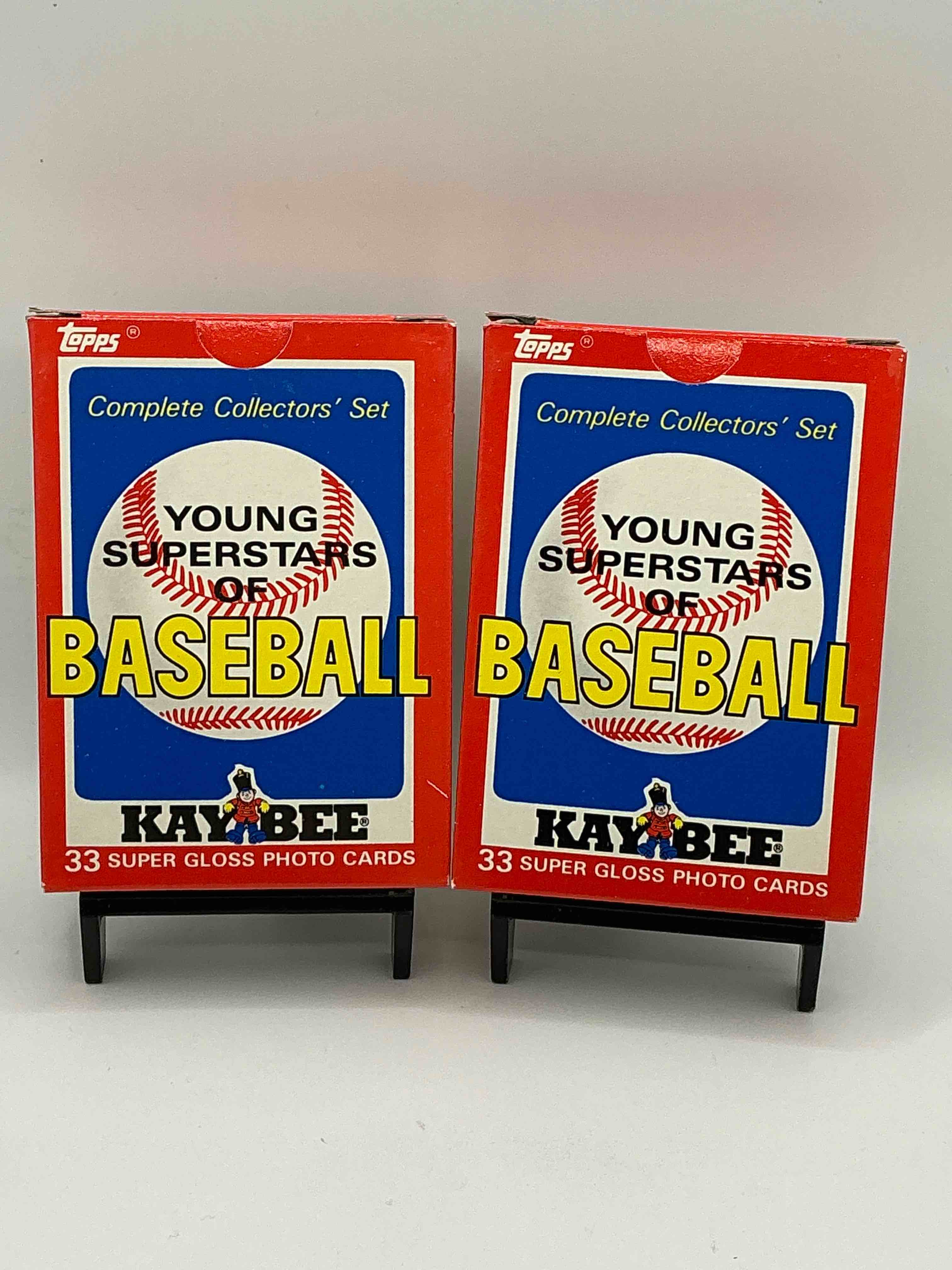 early darryl strawberry & kirby puckett! 1986 young superstars of baseball complete collector’s set! 33 of the biggest stars from the 80’s all included in this vintage “deck of cards” style collectable pack!
