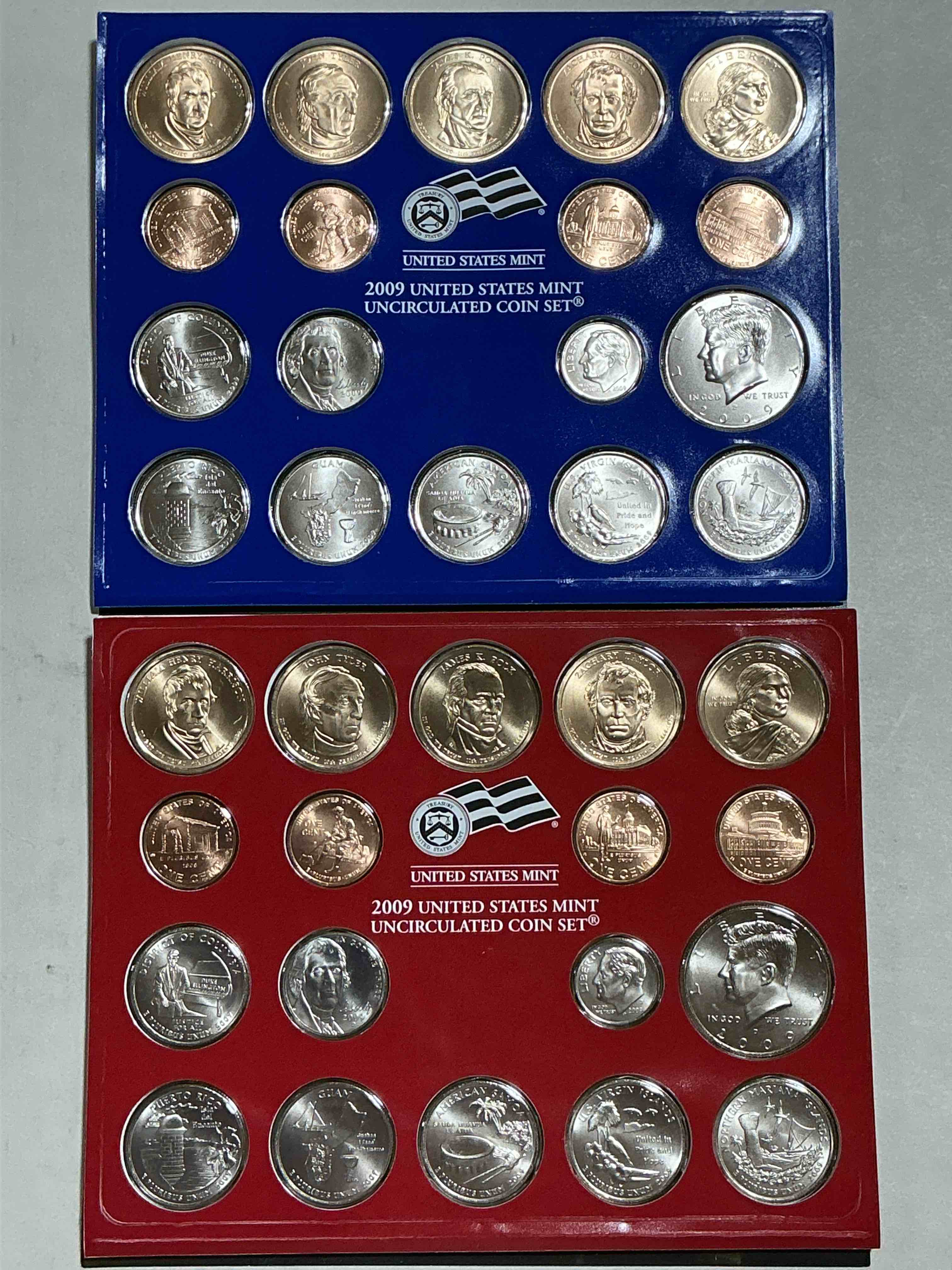 crazy uncirculated 2009 mint set! 36 coin set, including president dollar coins, half dollars, state quarters, dimes, nickels & pennies! insane mint set!