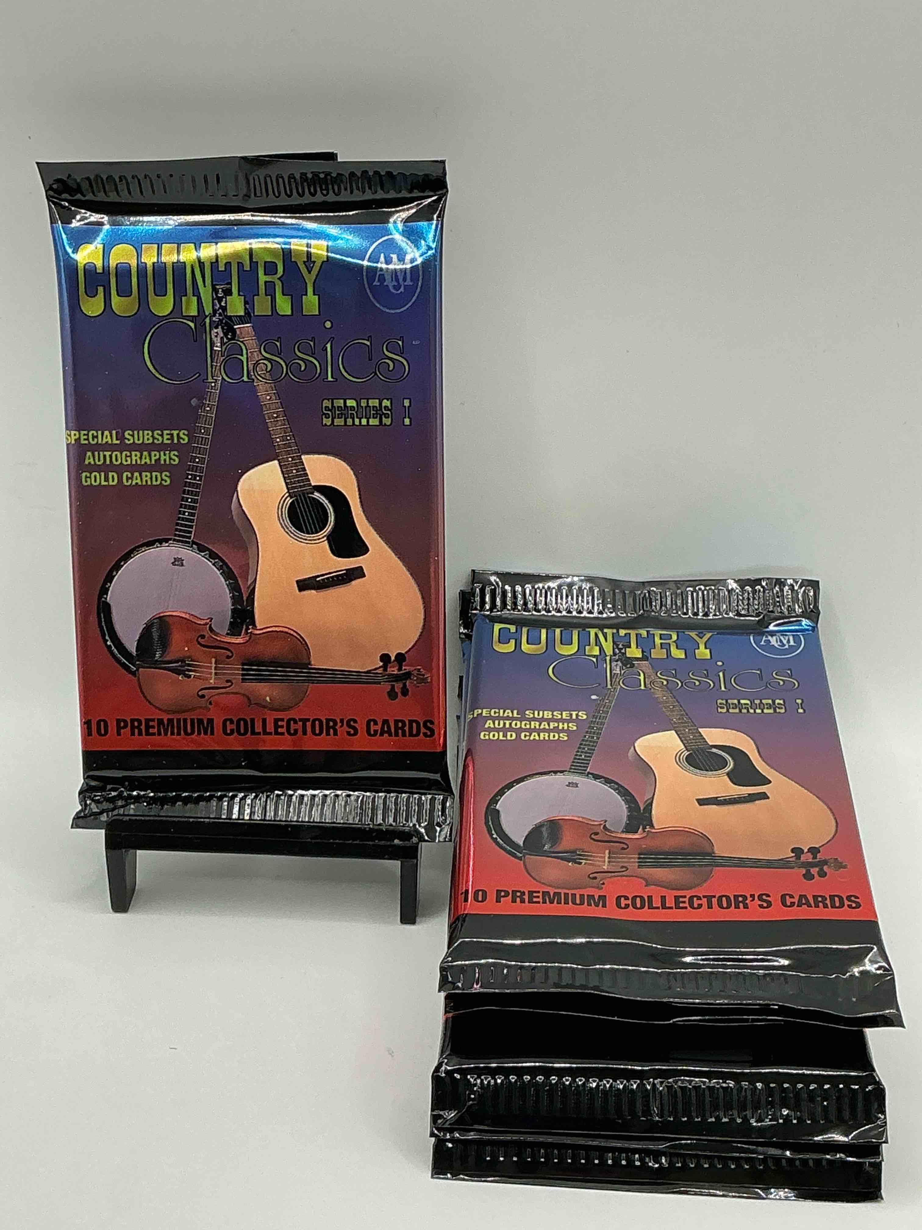 alan jackson autograph!? george jones autograph!? hank williams jr! brooks & dunn! allen jackson! wow! country classics series i collector’s cards! 1992 collector’s country cards limited edition, grab them while you can! look for autos & legends, 10 cards per pack!