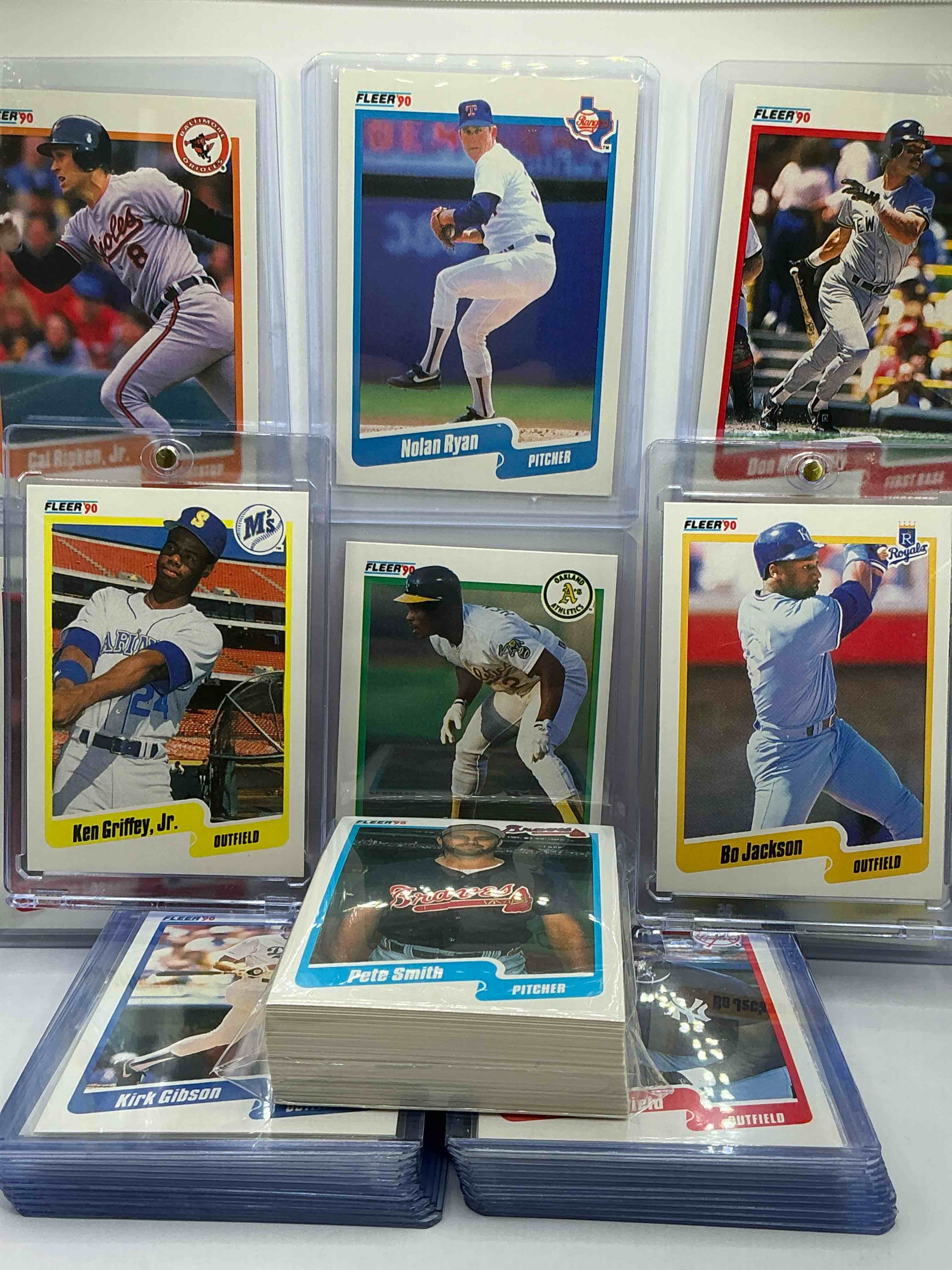 ken griffey jr, nolan ryan & more! 1990 fleer baseball! 50 card set, wow! includes some of the craziest cards & players of all time! some names include mark mcgwire, jose canseco, don mattingly, darryl strawberry, dwight gooden, kirby puckett, deion sanders, barry bonds, george brett, cal ripken & more! baseball legends! 