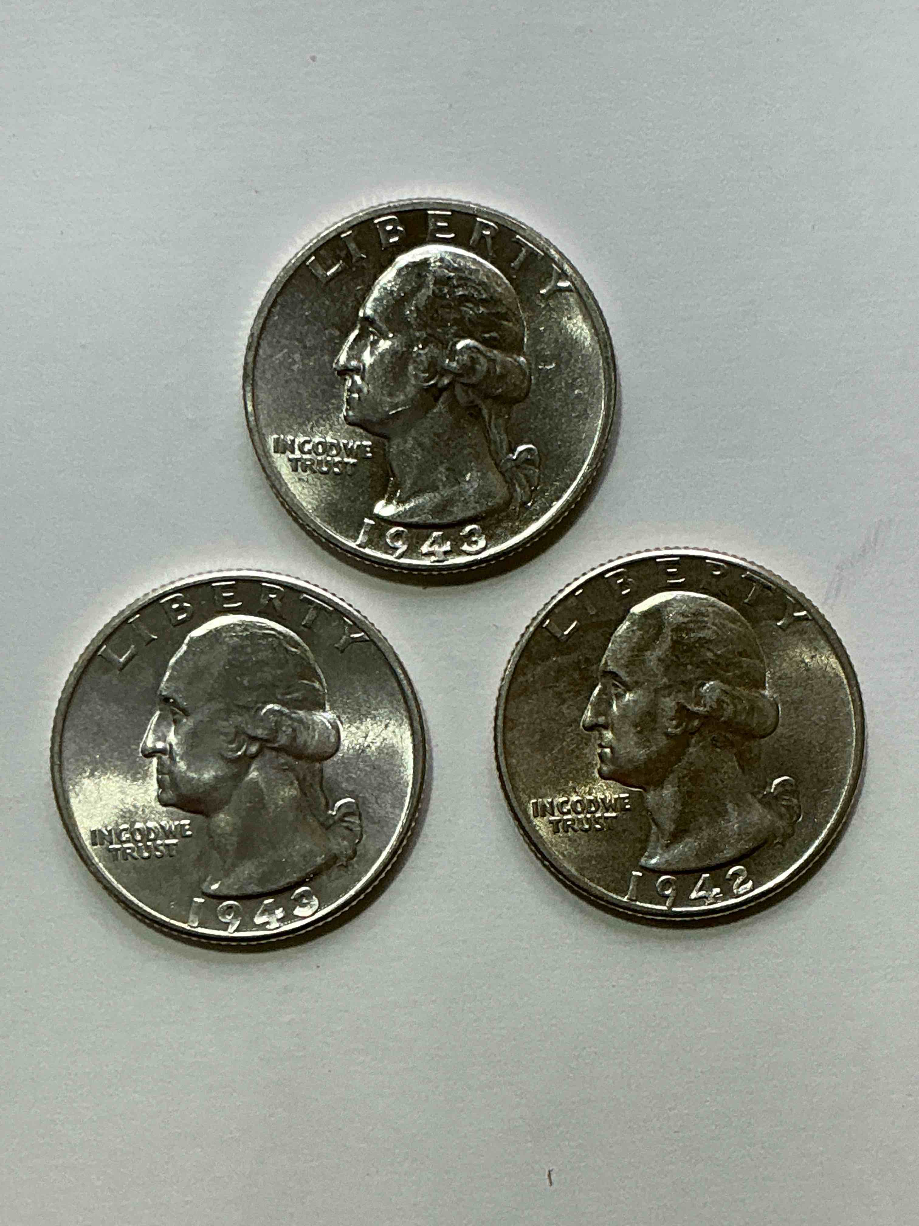 George Washington Brilliant Uncirculated World War II Silver! Pre 1965 U.S. Quarter Dollar Coins Were Actually Silver, Here Are Great Examples Of Awesome, Pristine George Washington Silver Quarter, Stunning & Uncirculated! Rare Mints! Great For Investing In Precious Metals! These Coins Were Minted At 90% Silver and 10% Copper, Giving Them A Net Weight Of .18084 Ounces Of Pure Silver Per Coin! Very Hard To Find, Stunning! Invest In Fine U.S. Silver!