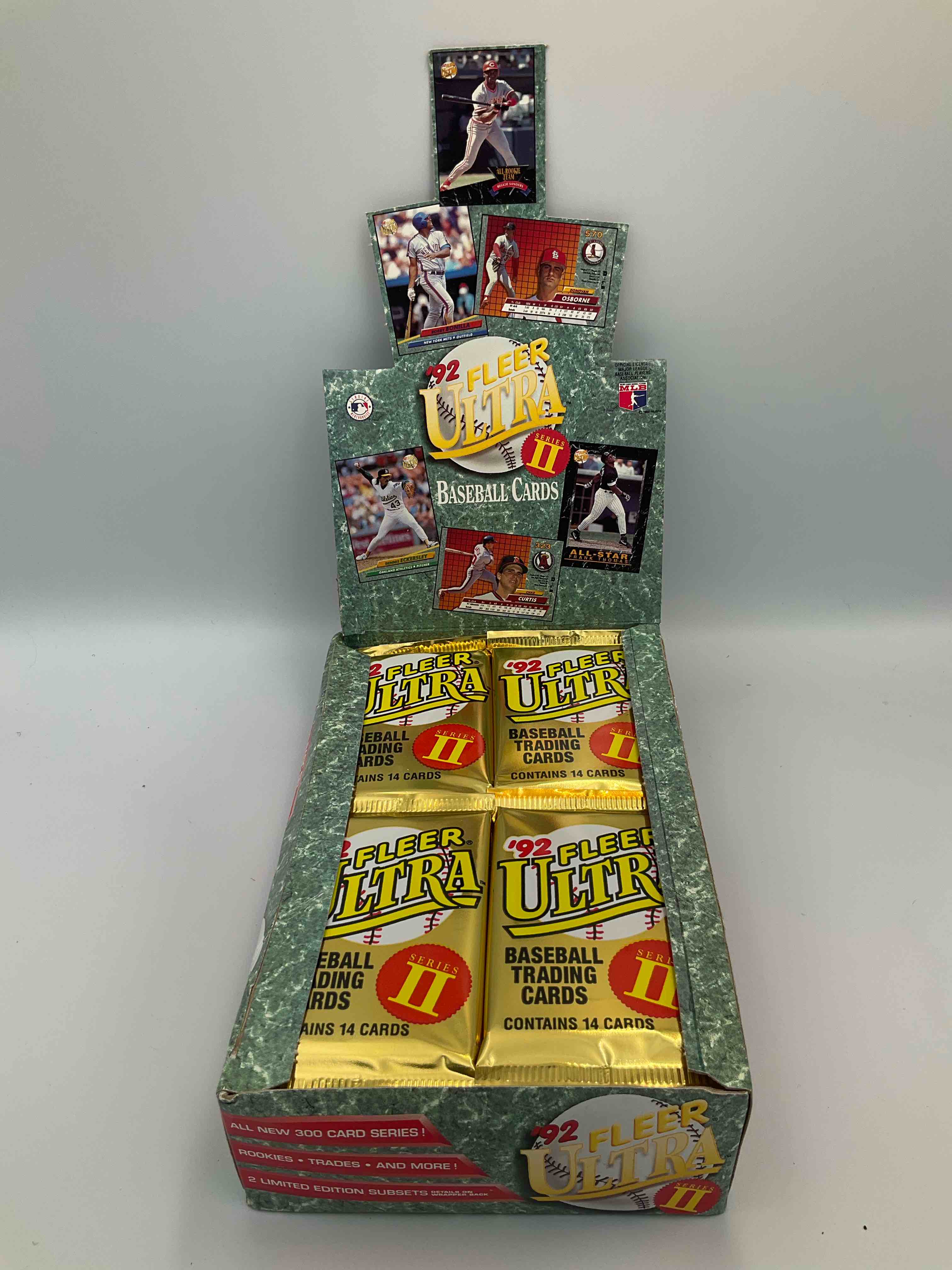 Condition photo showing New/Like New for 1992 Fleer Ultra Series I & II Baseball Sealed Card Pack, Direct From Original Sealed Retail Case! Search For Valuable Early Ken Griffey Jr., Nolan Ryan, Cal Ripken Jr. & Much More In This Premium Card Set! These Cards Are Gorgeous!
