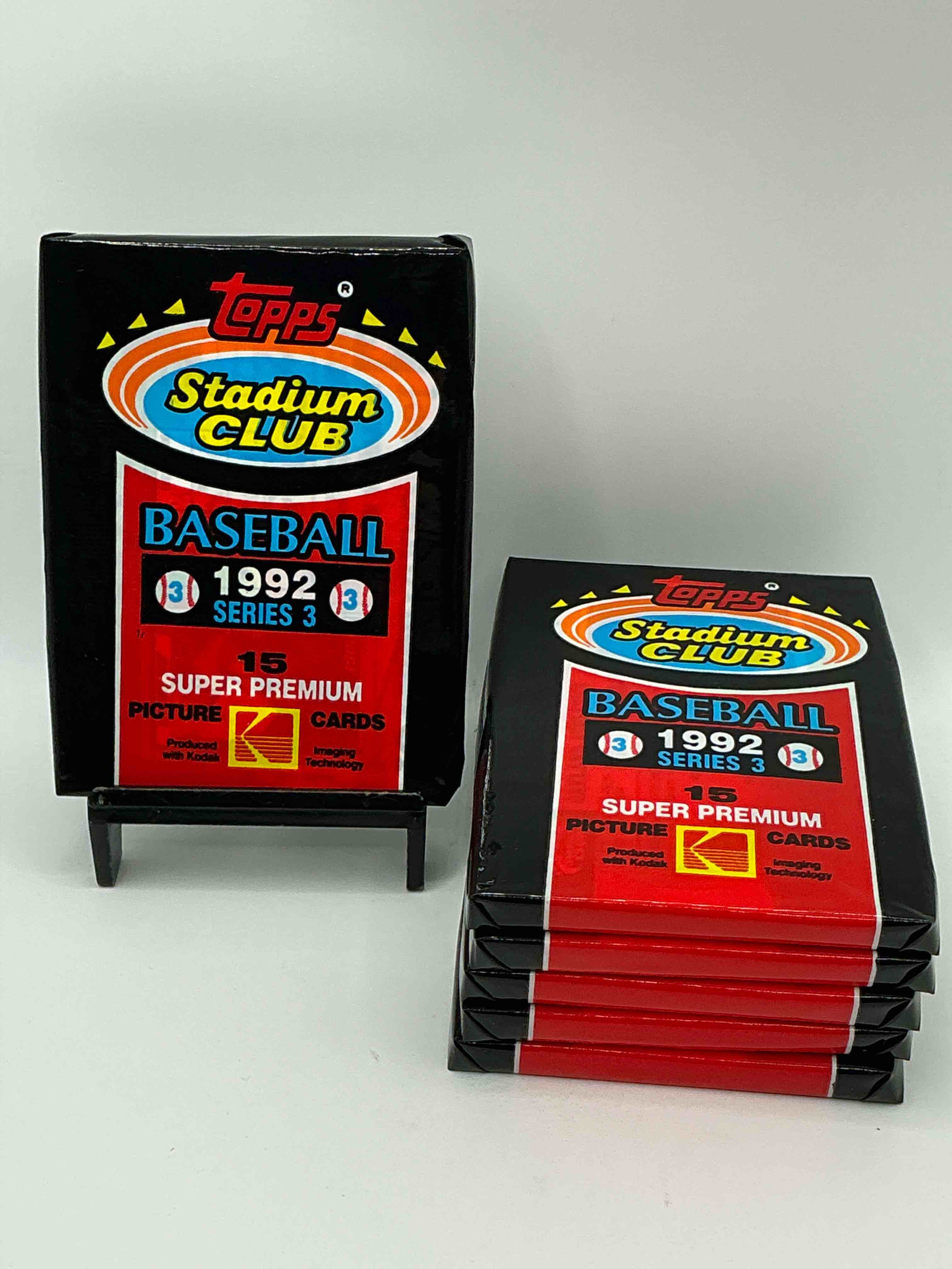 Ken Griffey Jr!? Frank Thomas!? Baseball Insanity! 1992 Topps Stadium Club Baseball Series III Unopened Packs, Direct From Box! 15 Premium Baseball Cards In Each Pack! Search For Griffey Jr, Nolan Ryan, Frank Thomas & So Much More!Search For 1980's Stars & Hall Of Famers!