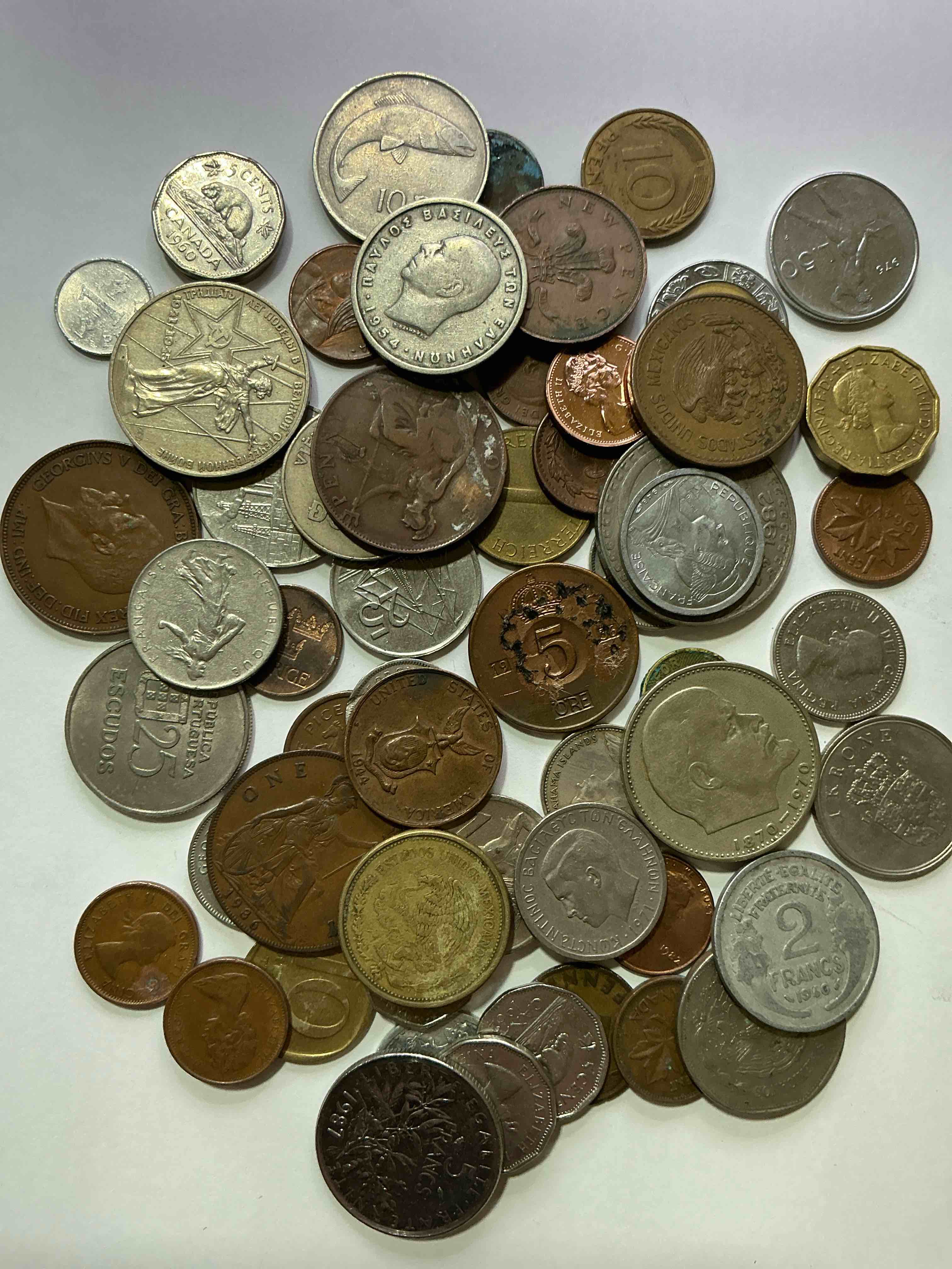 Condition photo showing Good Condition for World Coins, Antique & Vintage! Each Lot Is Unique! Many Different Years, Countries, Sizes & Exotic Places. This Cool Collection Of Antique Coins From Around The World Is Loads Of Fun! Have Fun Identifying Each Coin & Country As A Great Educational Tool! A Great Investment Too!