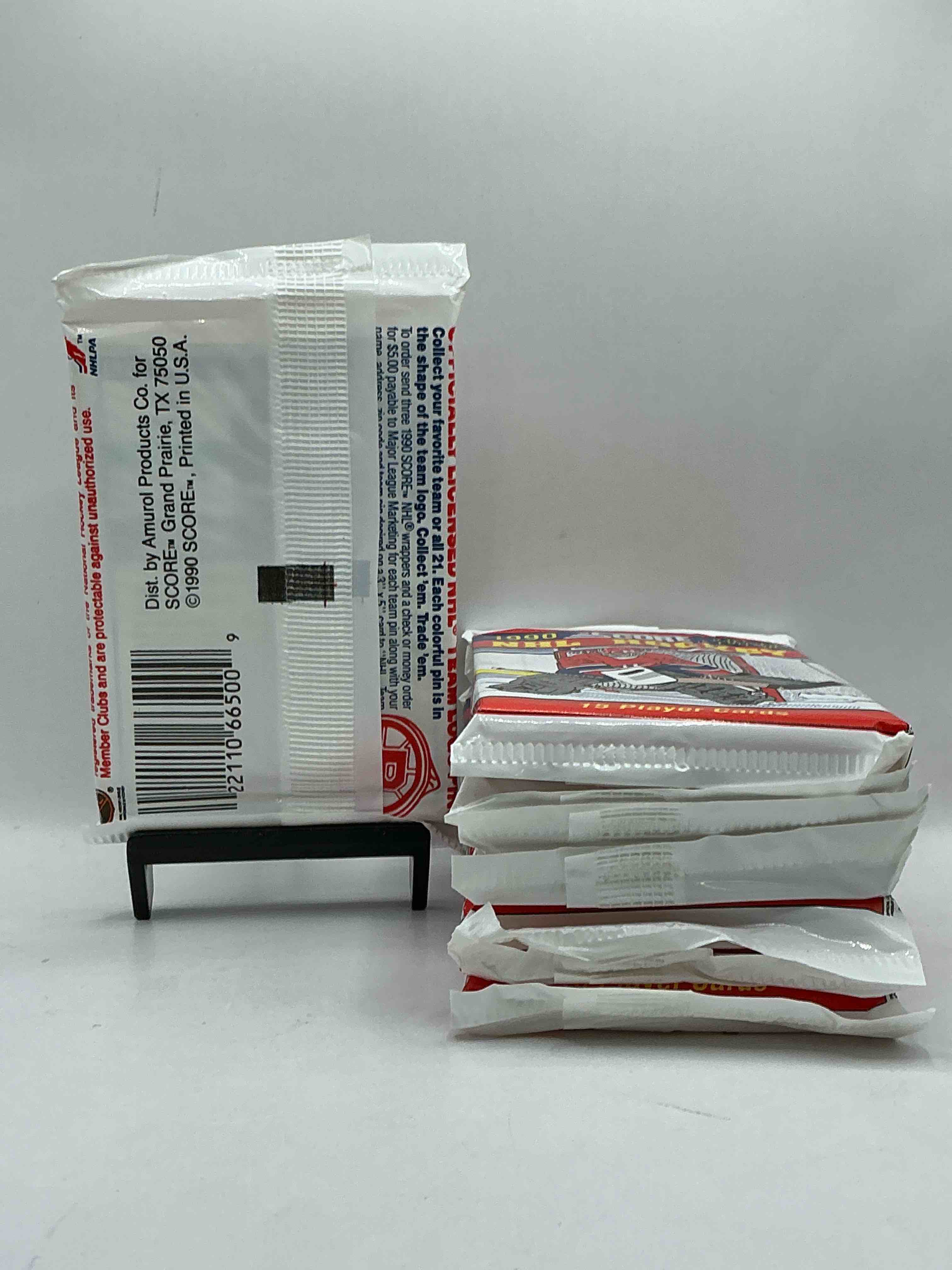 Condition photo showing New/Like New for Beautiful & Rare! Wayne Gretzky!? 1990 Score Hockey Unopened Packs! Look For Key Rookies & Wayne Gretzky Cards In These Amazing Packs! Straight From Box & Rare!