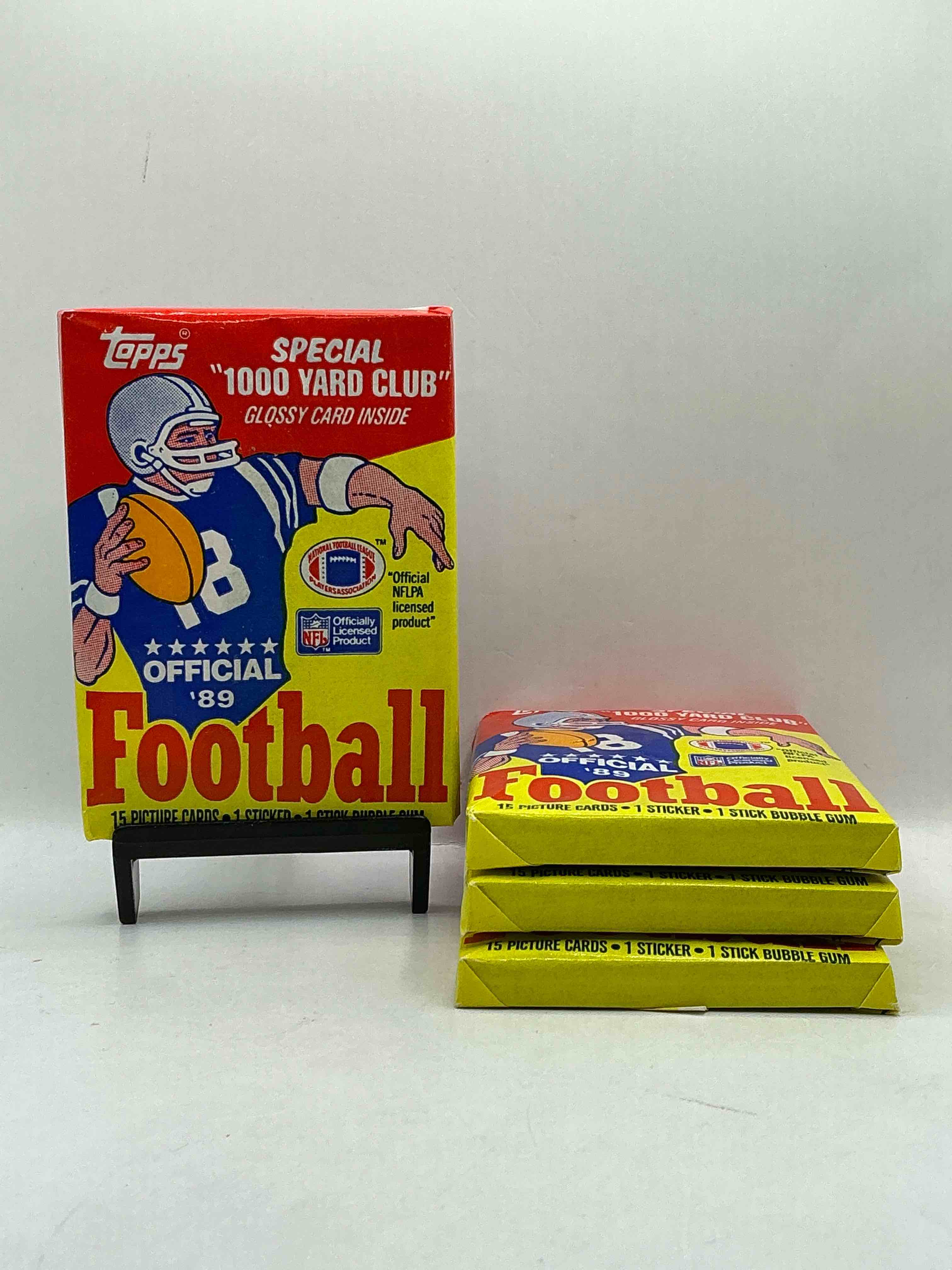1989 Topps Football Unopened Sports Card Wax Packs! Straight From Original Box!Search For Deion Sanders Rookie Cards! Along With Valuable Jerry Rice, Bo Jackson & Other 80's Stars!
