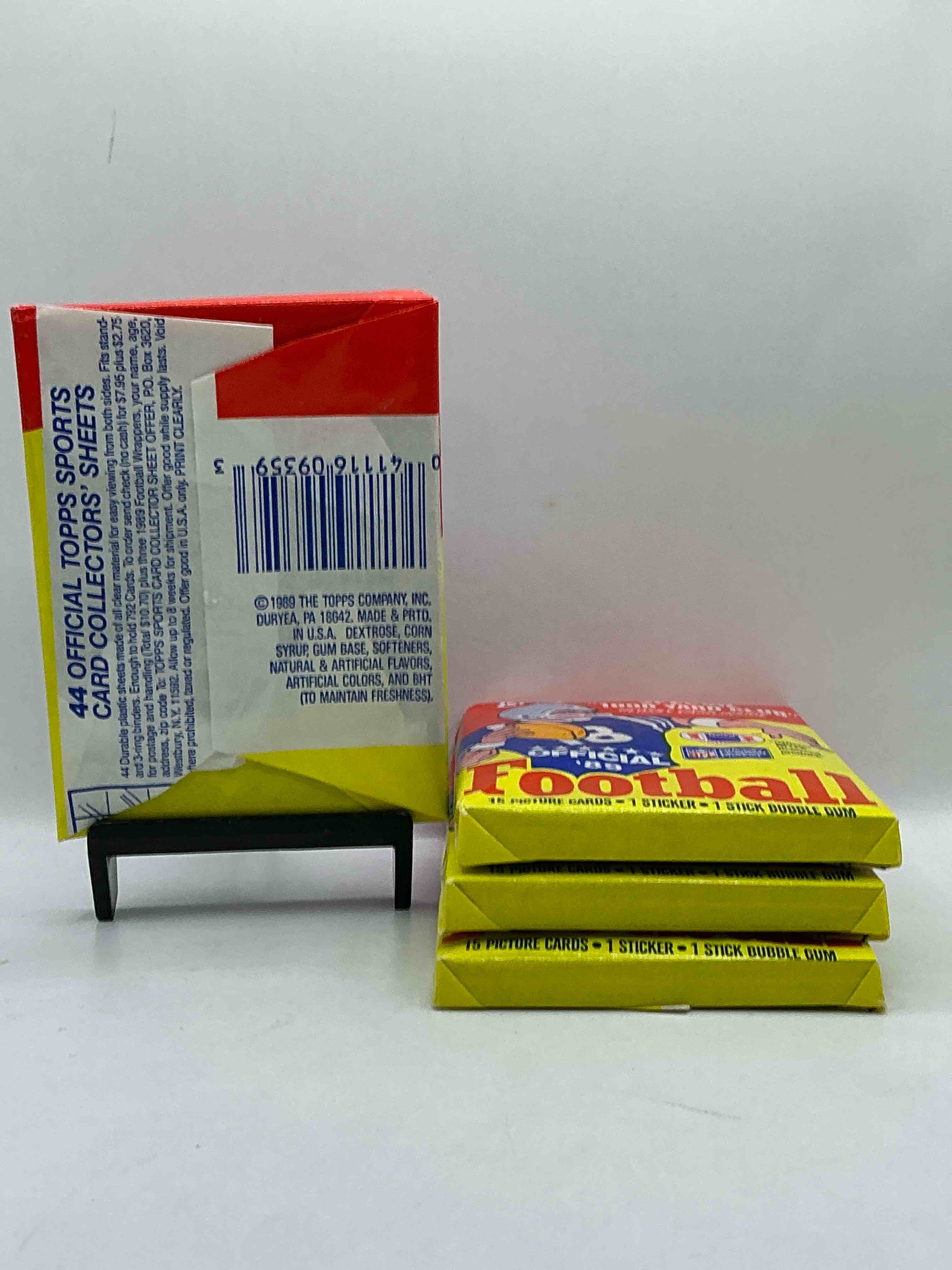 Condition photo showing New/Like New for 1989 Topps Football Unopened Sports Card Wax Packs! Straight From Original Box!Search For Deion Sanders Rookie Cards! Along With Valuable Jerry Rice, Bo Jackson & Other 80's Stars!