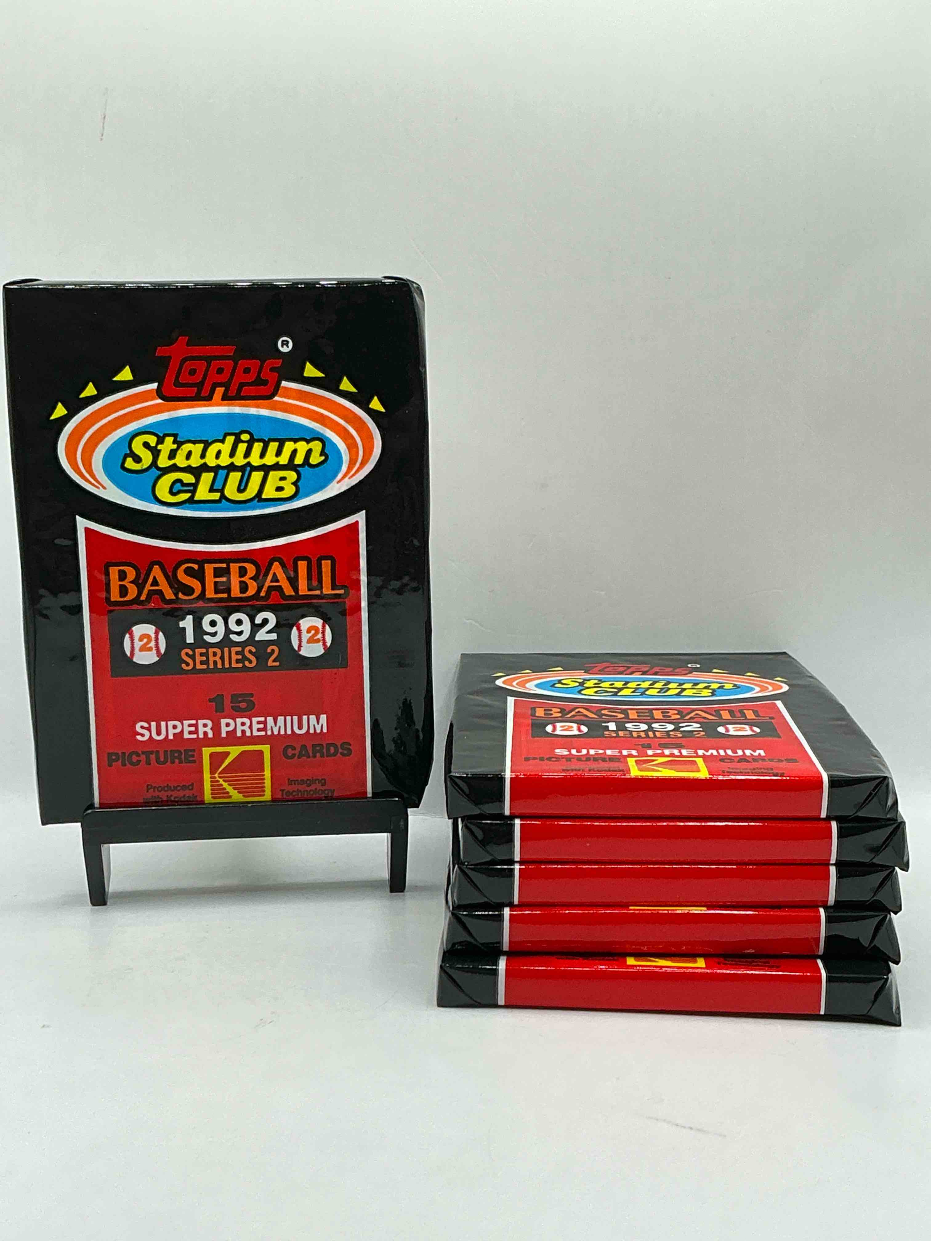 Ken Griffey Jr!? Frank Thomas!? Baseball Insanity! 1992 Topps Stadium Club Baseball Series II Unopened Packs, Direct From Box! 15 Premium Baseball Cards In Each Pack! Search For Griffey Jr, Nolan Ryan, Frank Thomas & So Much More!Search For 1980's Stars & Hall Of Famers!