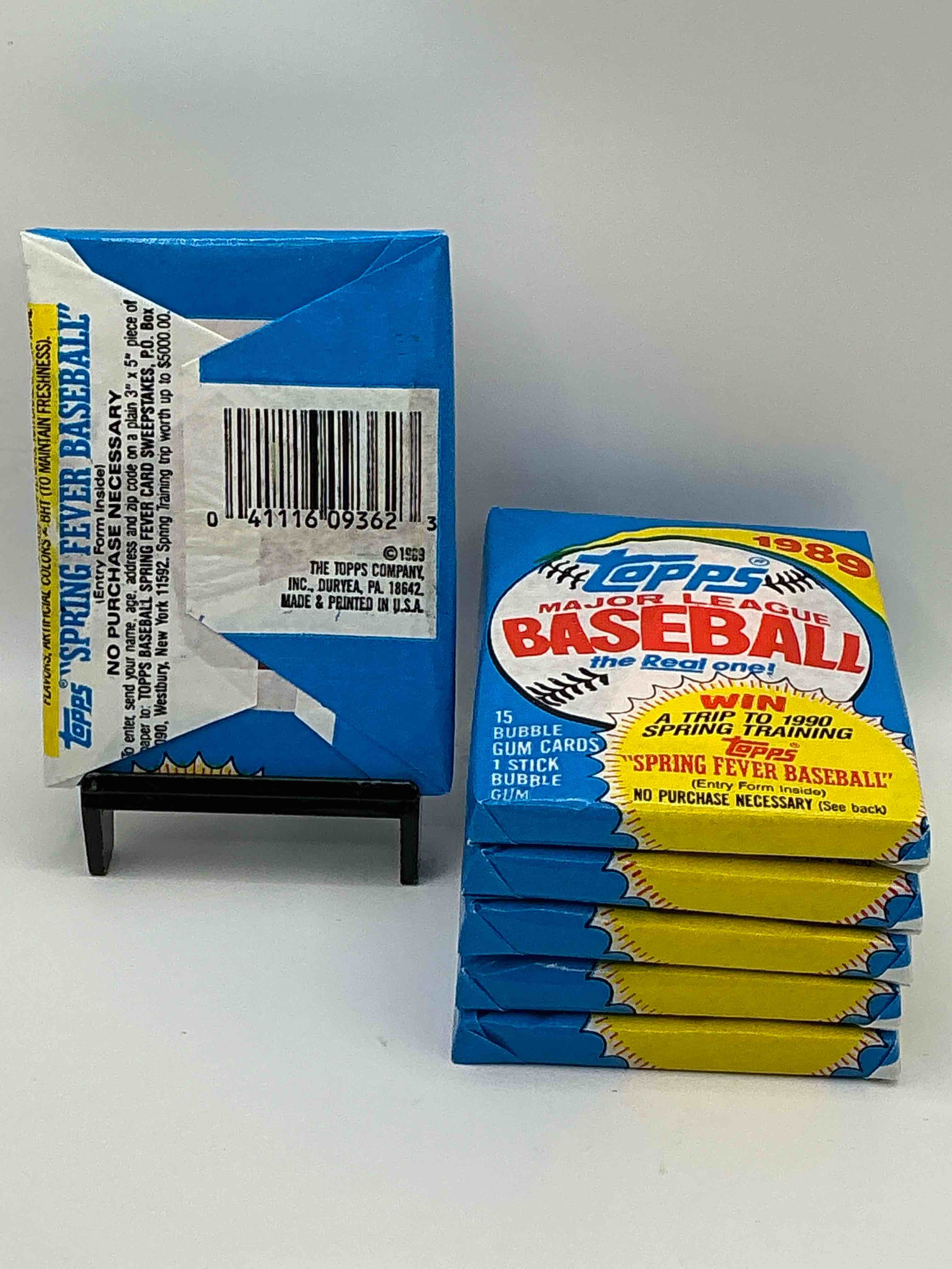 Condition photo showing New/Like New for 1989! Bo Jackson, Deion Sanders, Don Mattingly & More! Insane 1989 Topps Baseball Unopened Sports Card Collectible Wax Packs! Direct From Original Retail Case! Search For Valuable Randy Johnson Rookies!