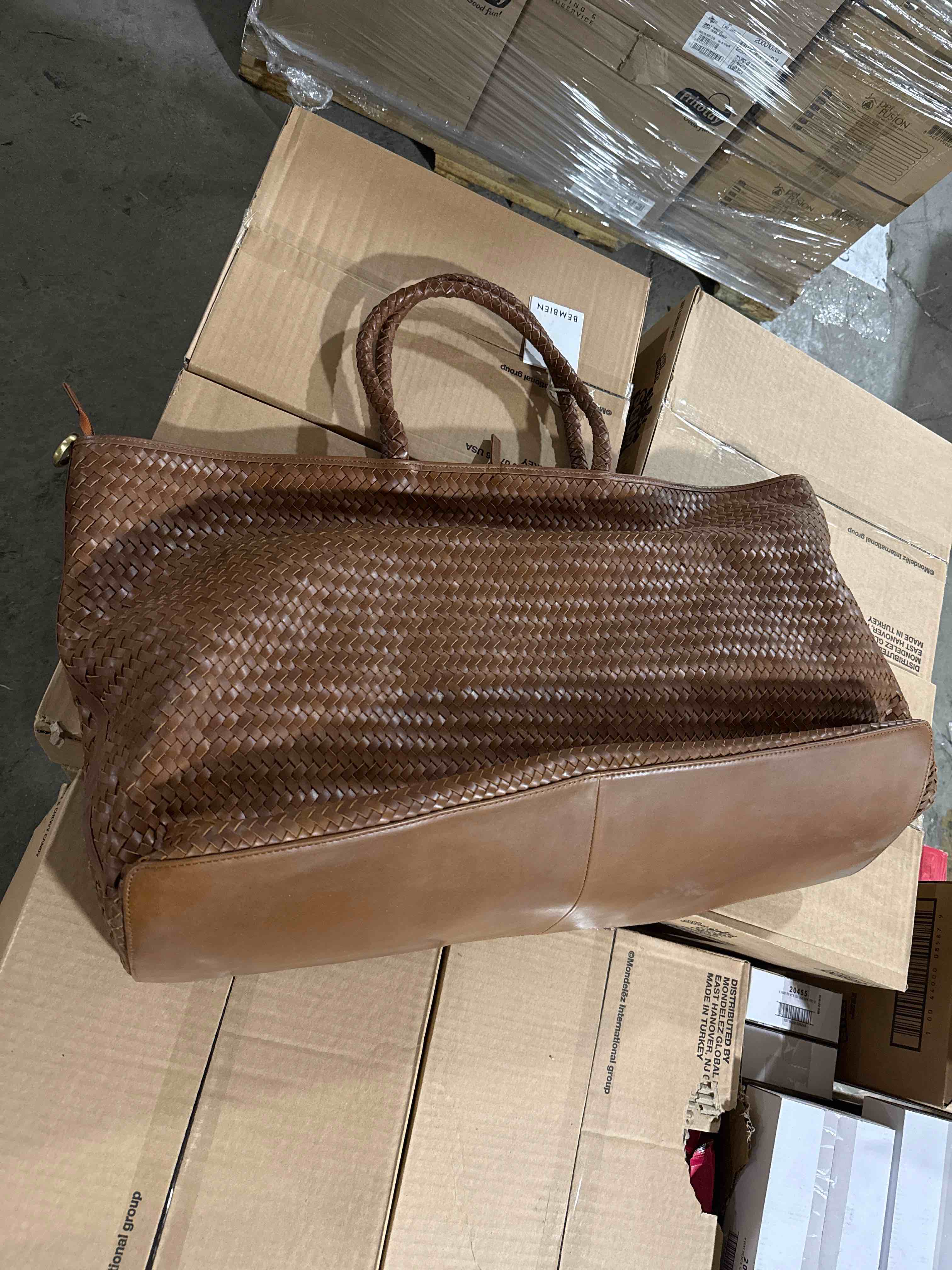 Condition photo showing Brand New for bembien traveler, large travel bag