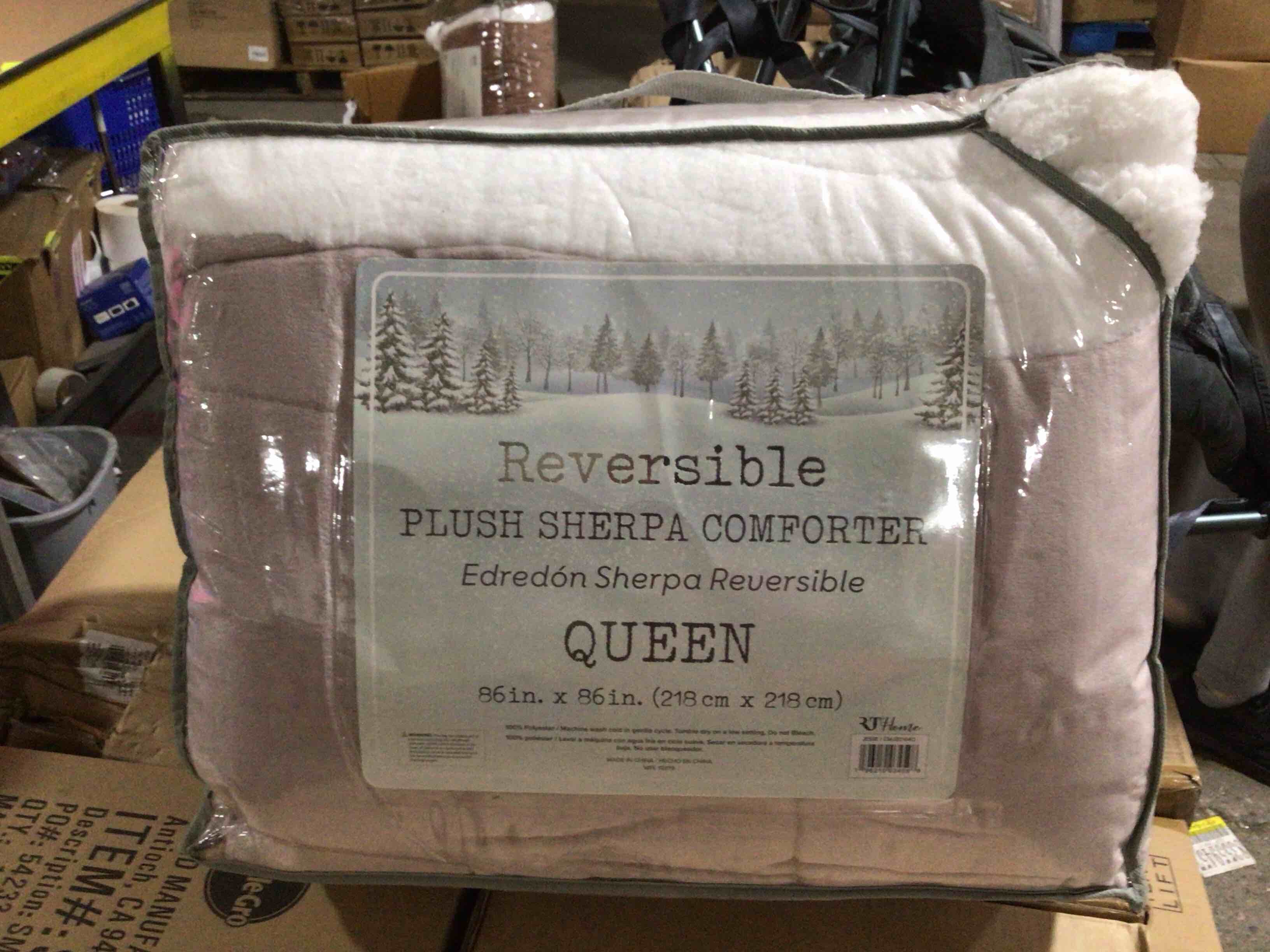 Condition photo showing Brand New for reversible plus sherpa comforter