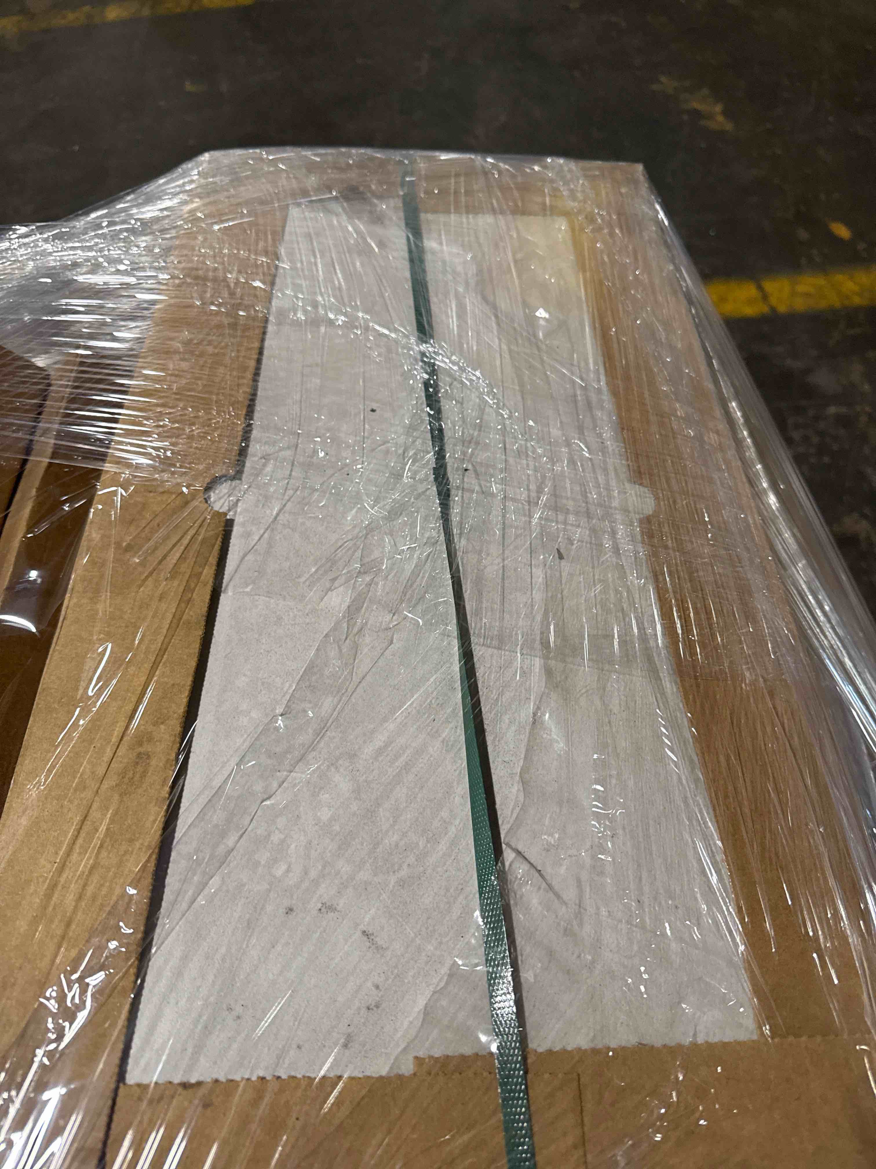 Condition photo showing Good Condition for coveterra white 12x24 porcelain tile 13.56 sq ft / box 23 boxes - bid per sq ft 