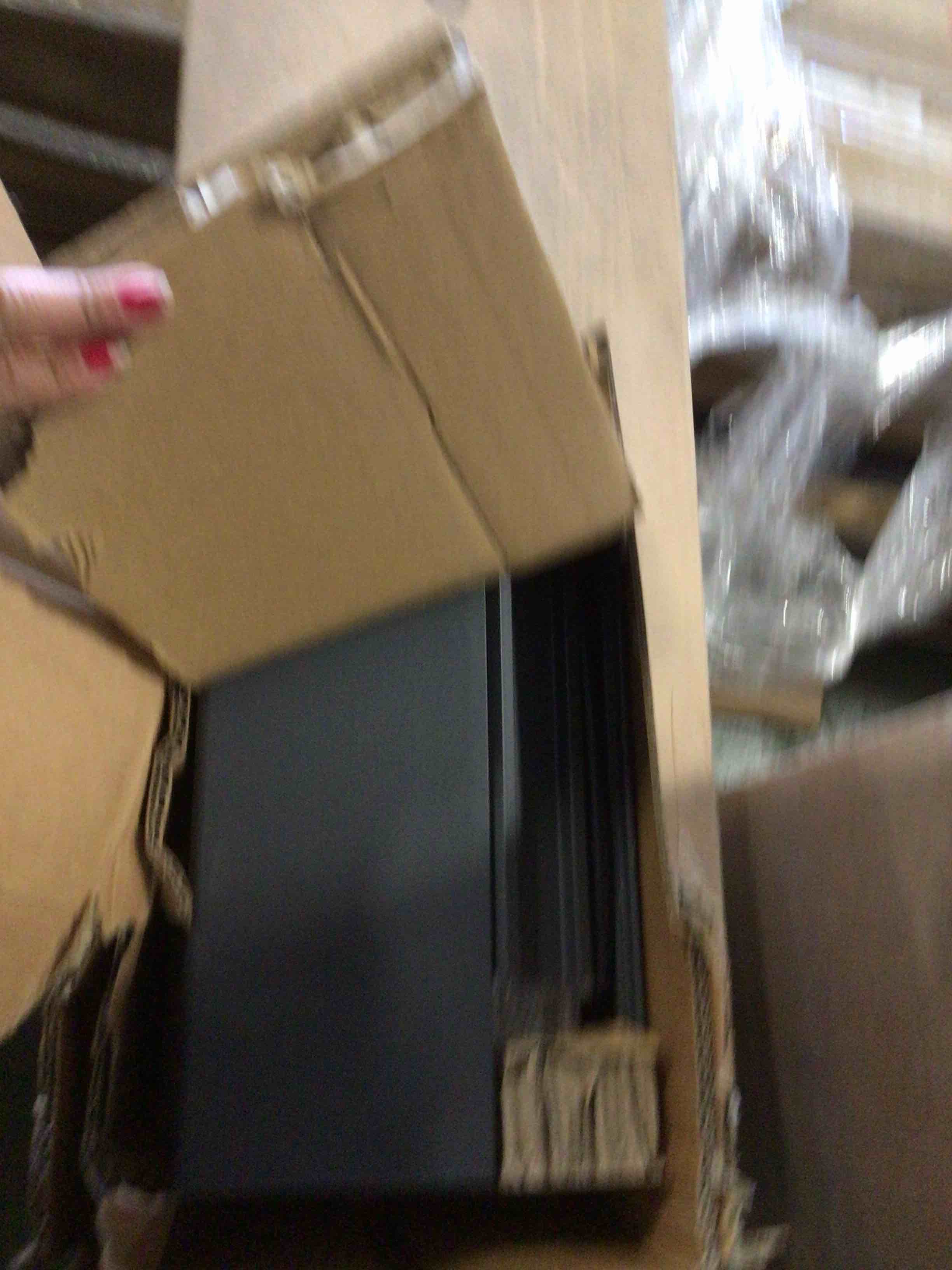 https://s3.amazonaws.com/lotting-images-prod/bidfta/GRA3853036_1777404107385.jpeg