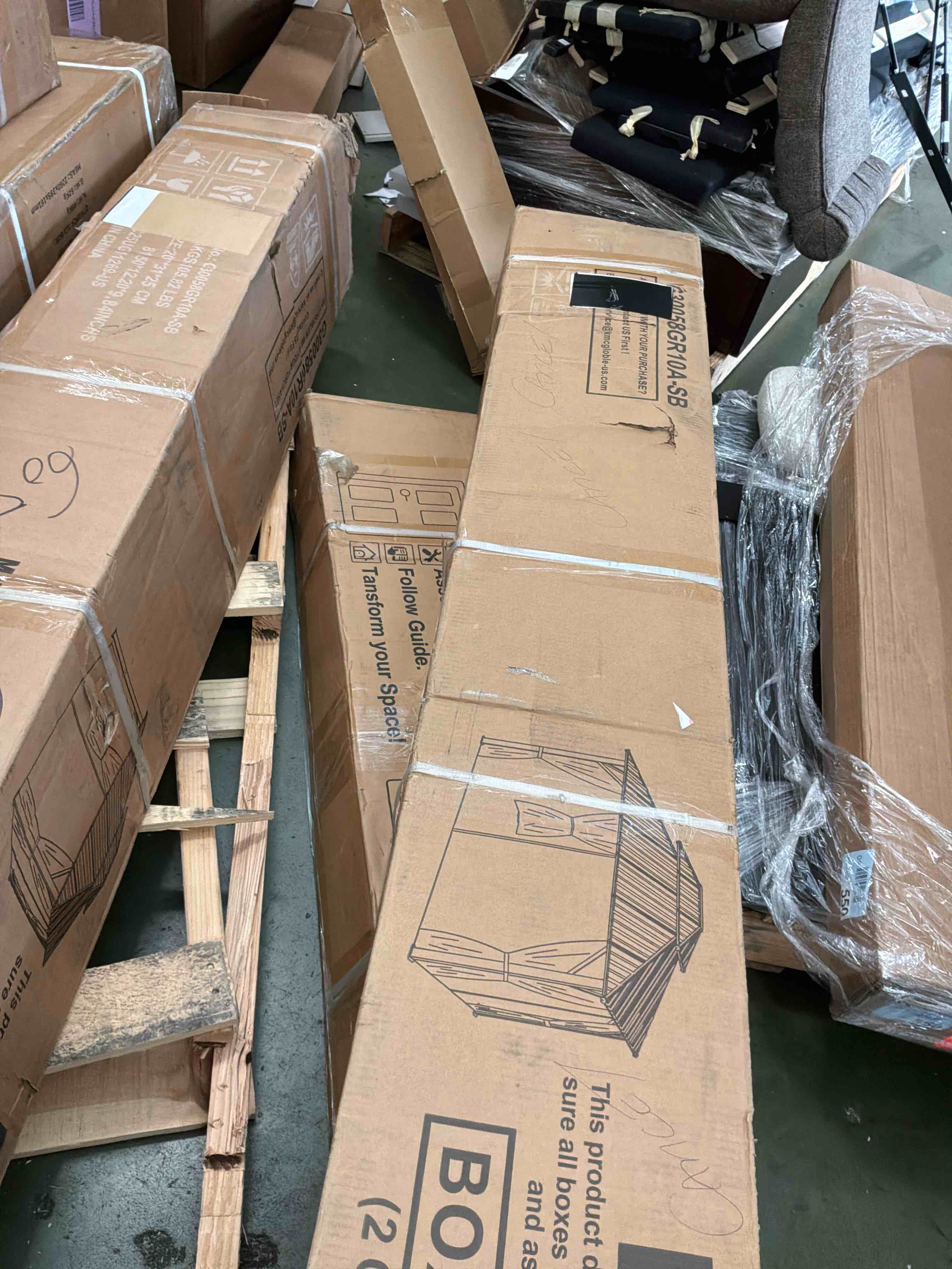 https://s3.amazonaws.com/lotting-images-prod/bidfta/GRA3853092_1777554614437.jpeg