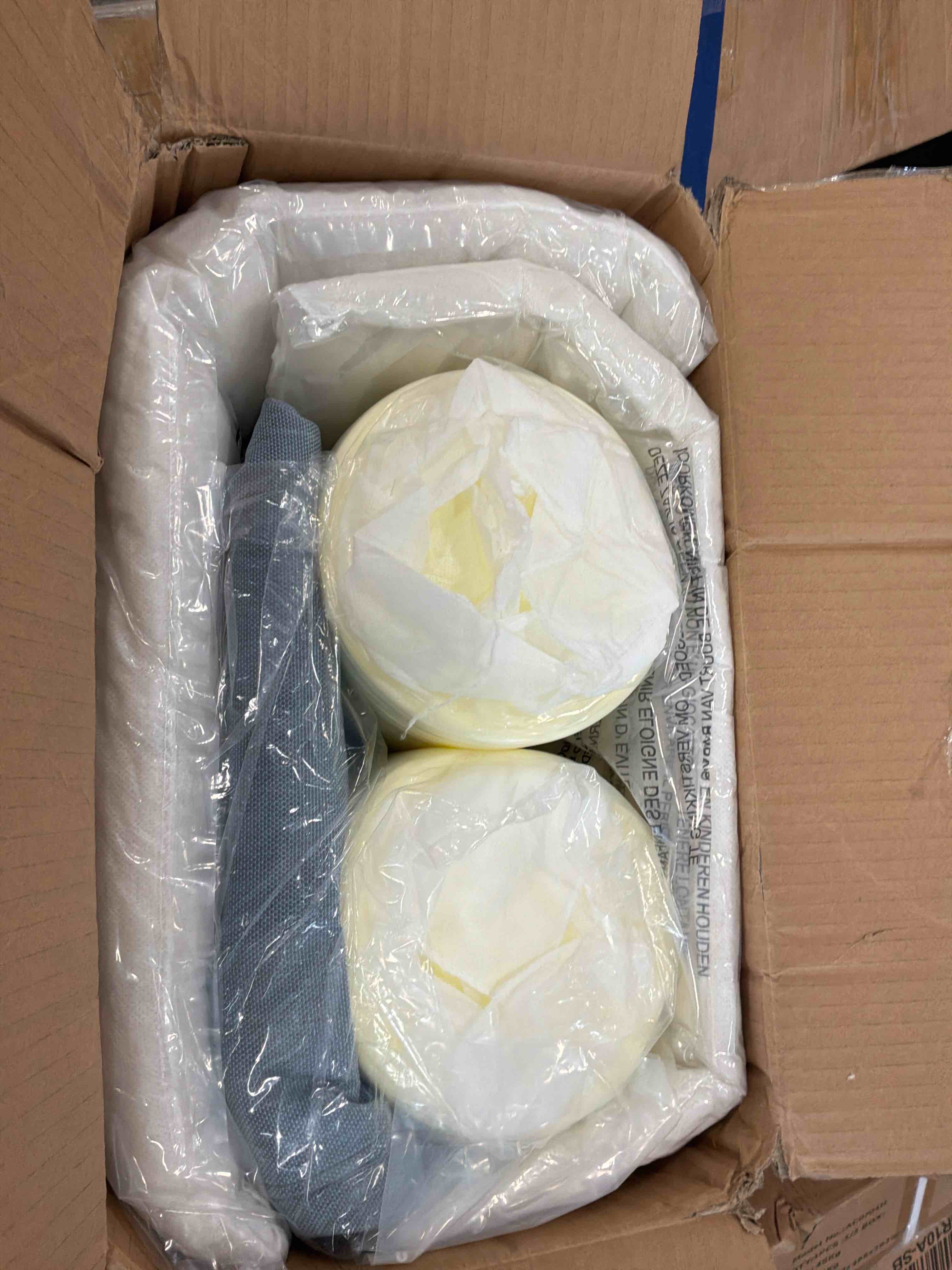 https://s3.amazonaws.com/lotting-images-prod/bidfta/GRA3853094_1777555041322.jpeg