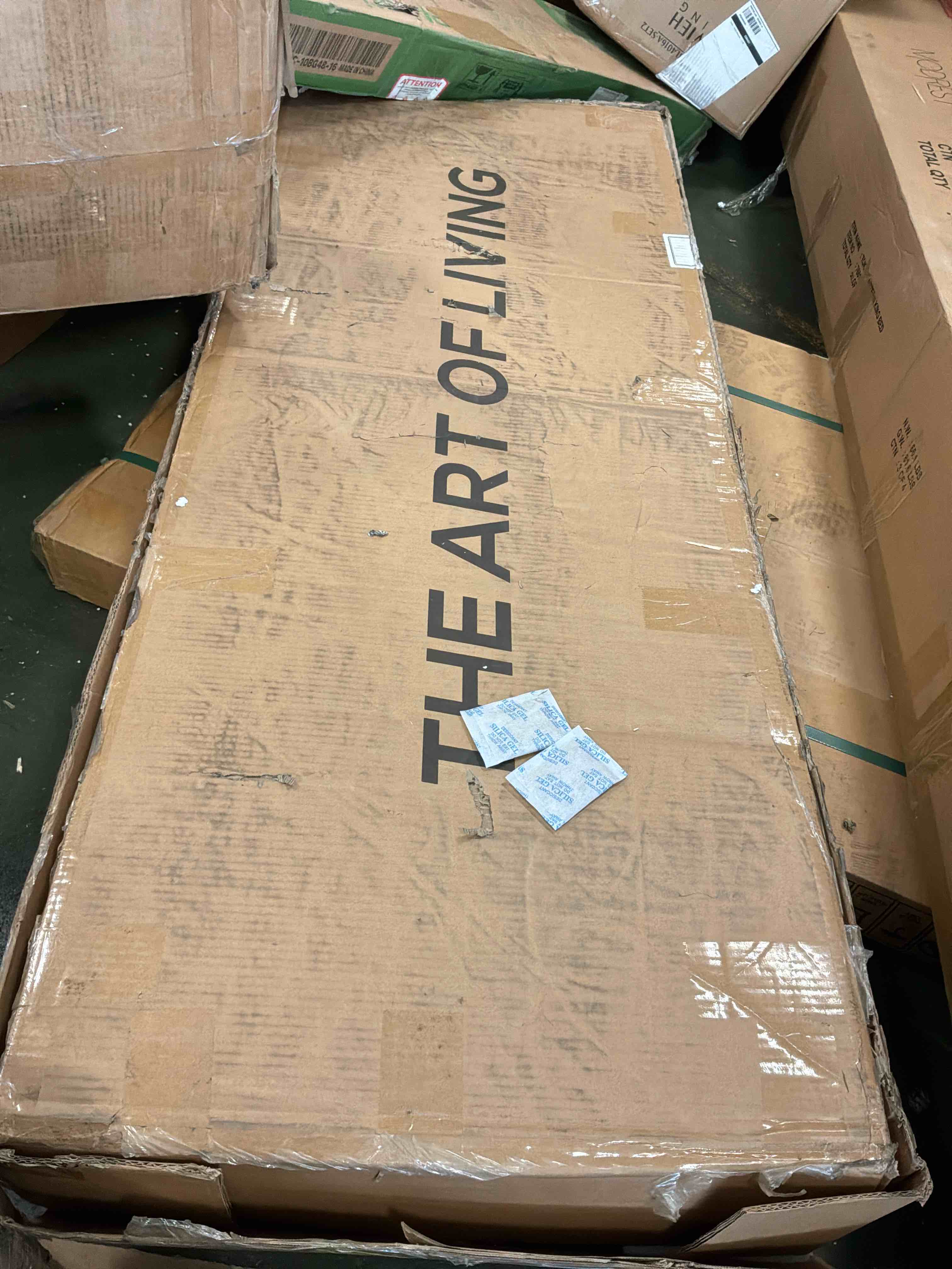 https://s3.amazonaws.com/lotting-images-prod/bidfta/GRA3853103_1777558840535.jpeg