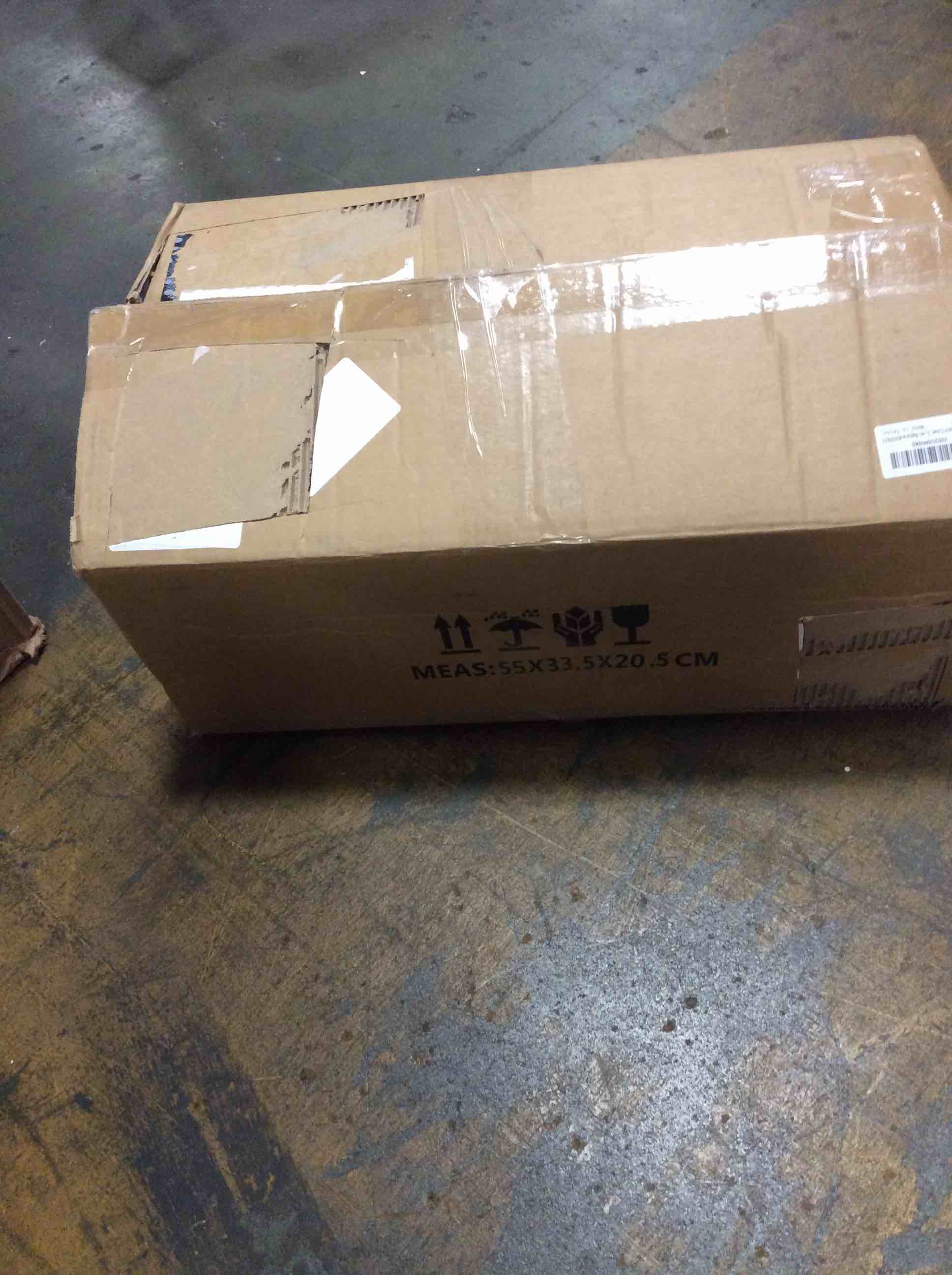 https://s3.amazonaws.com/lotting-images-prod/bidfta/GRA3853152_1777639207467.jpeg