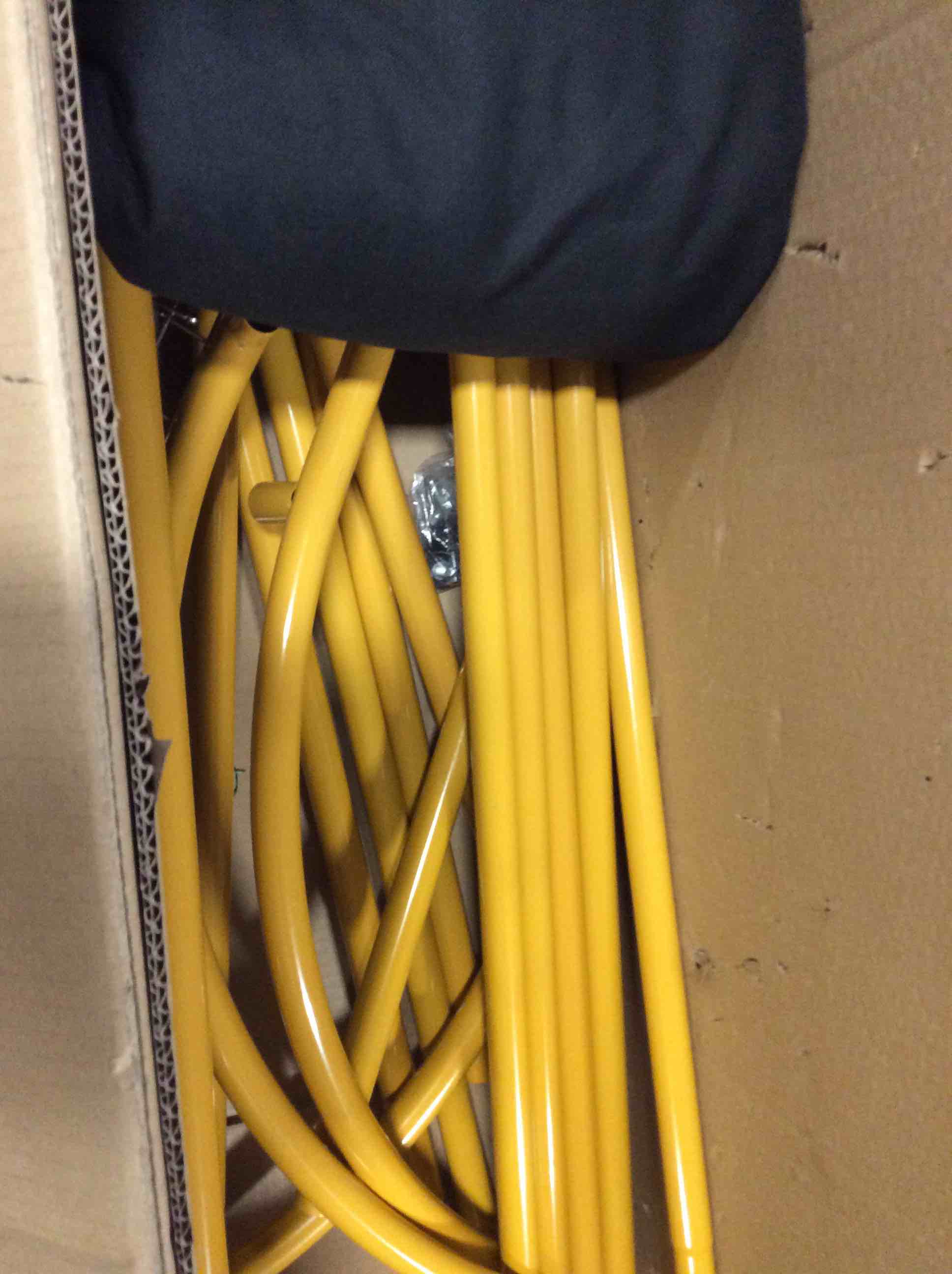 https://s3.amazonaws.com/lotting-images-prod/bidfta/GRA3853154_1777641364256.jpeg