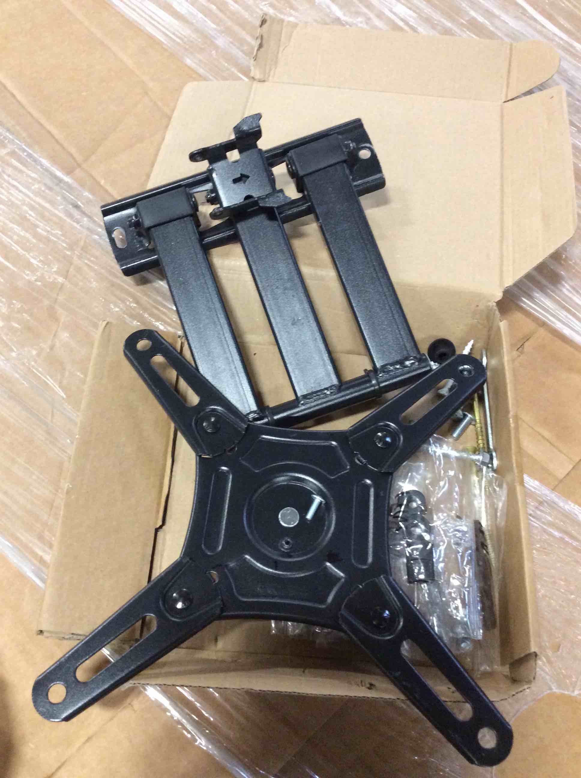 https://s3.amazonaws.com/lotting-images-prod/bidfta/GRA3853165_1777652314410.jpeg