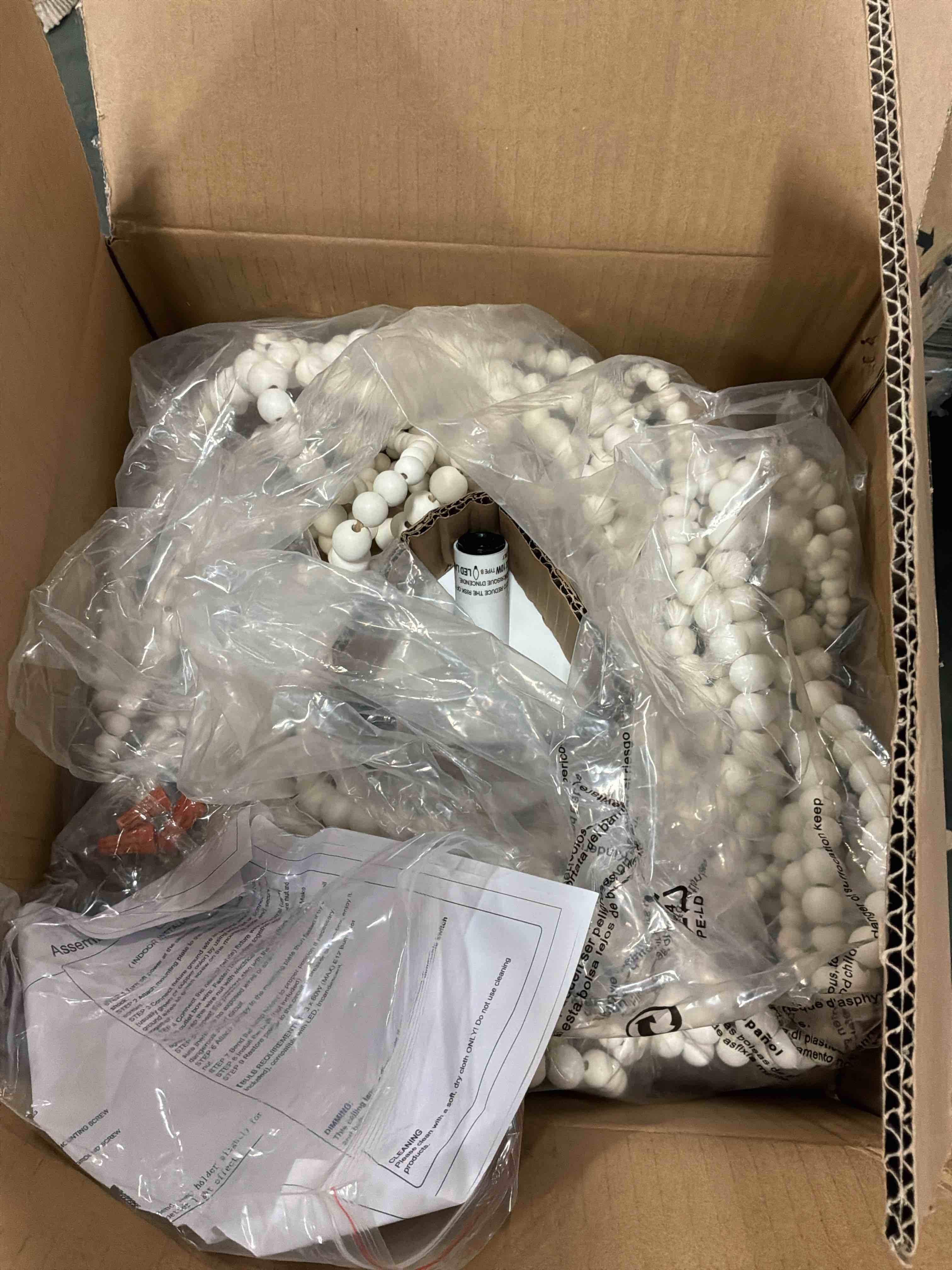 https://s3.amazonaws.com/lotting-images-prod/bidfta/GRA3853187_1777641292059.jpeg