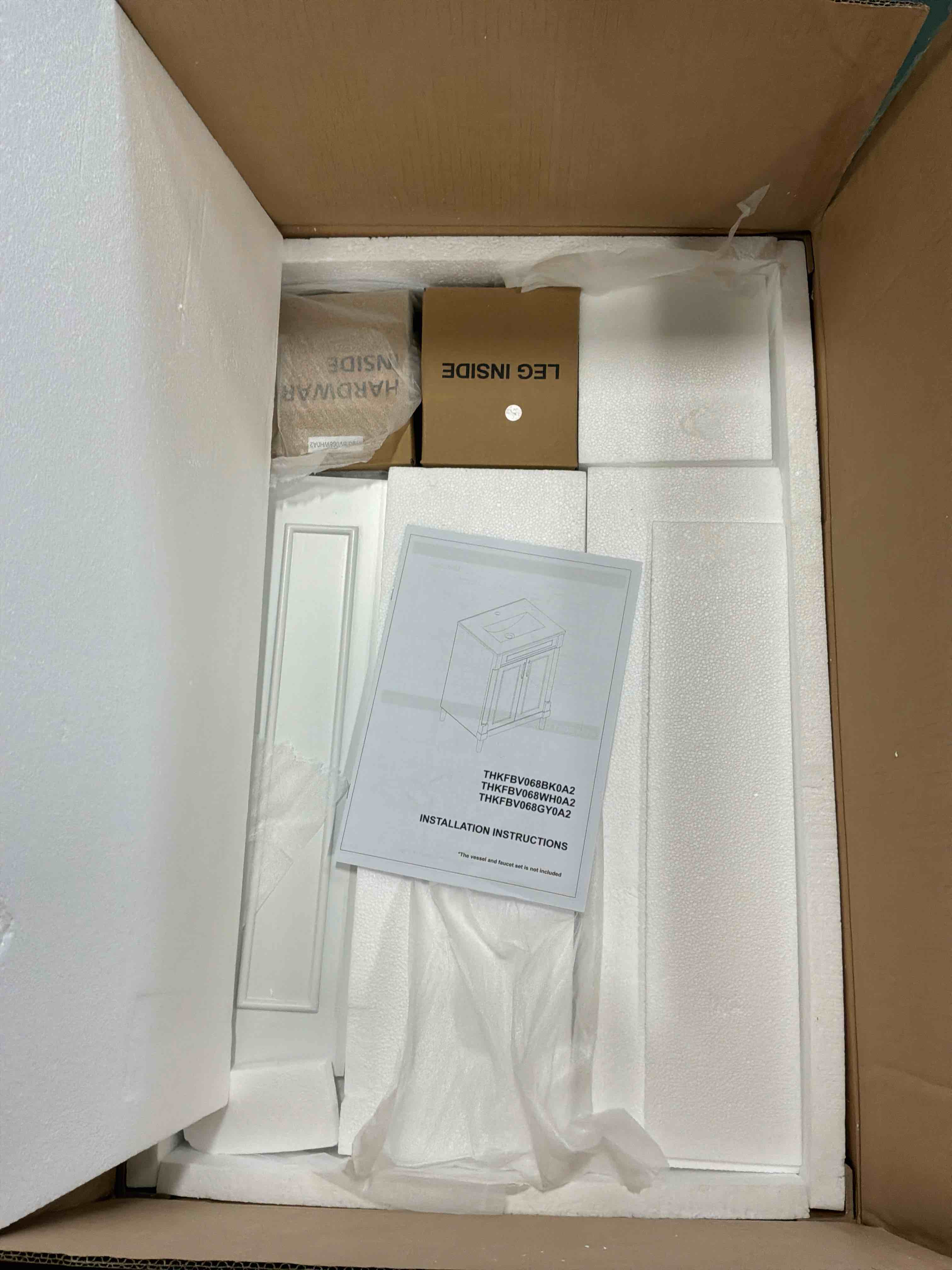 https://s3.amazonaws.com/lotting-images-prod/bidfta/GRA3853191_1777642234396.jpeg