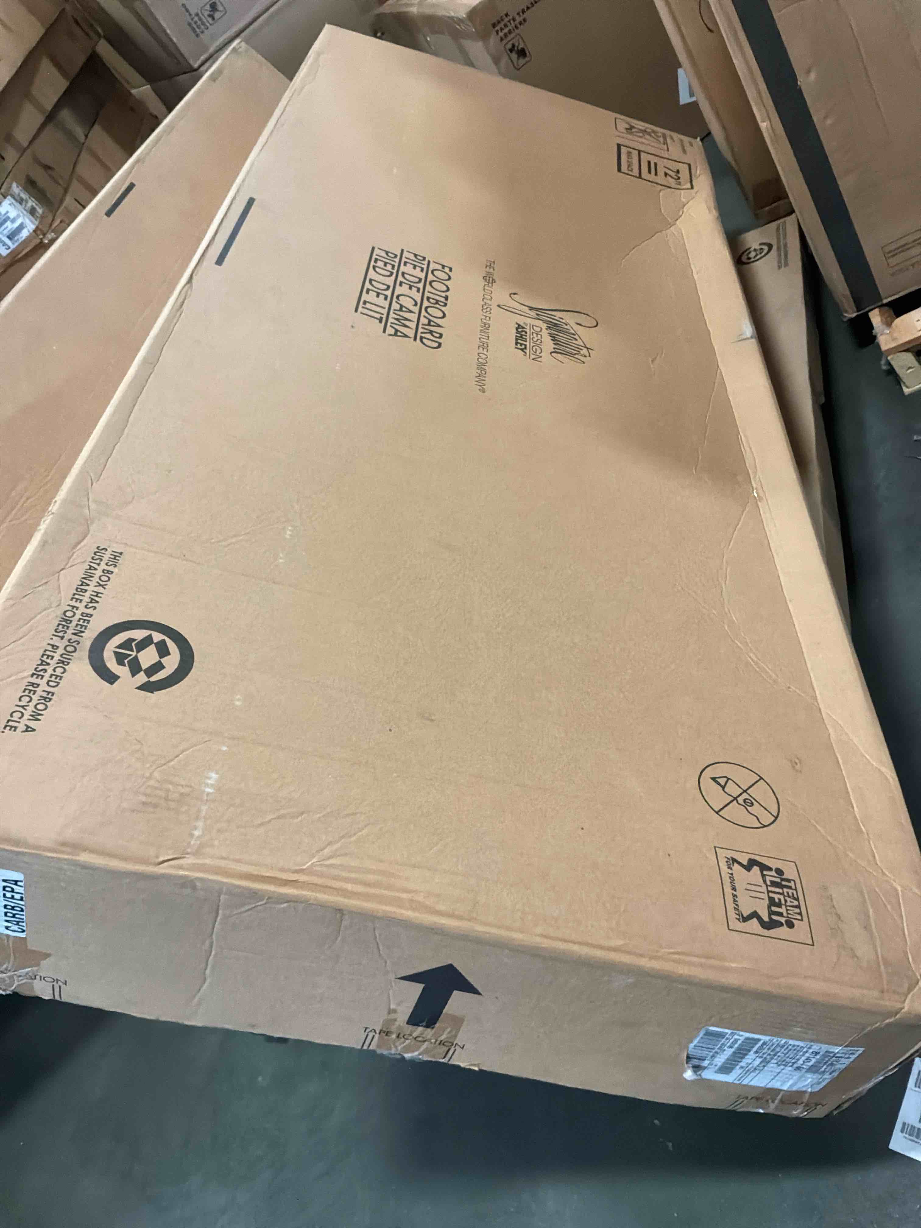 https://s3.amazonaws.com/lotting-images-prod/bidfta/GRA3853246_1777660147532.jpeg