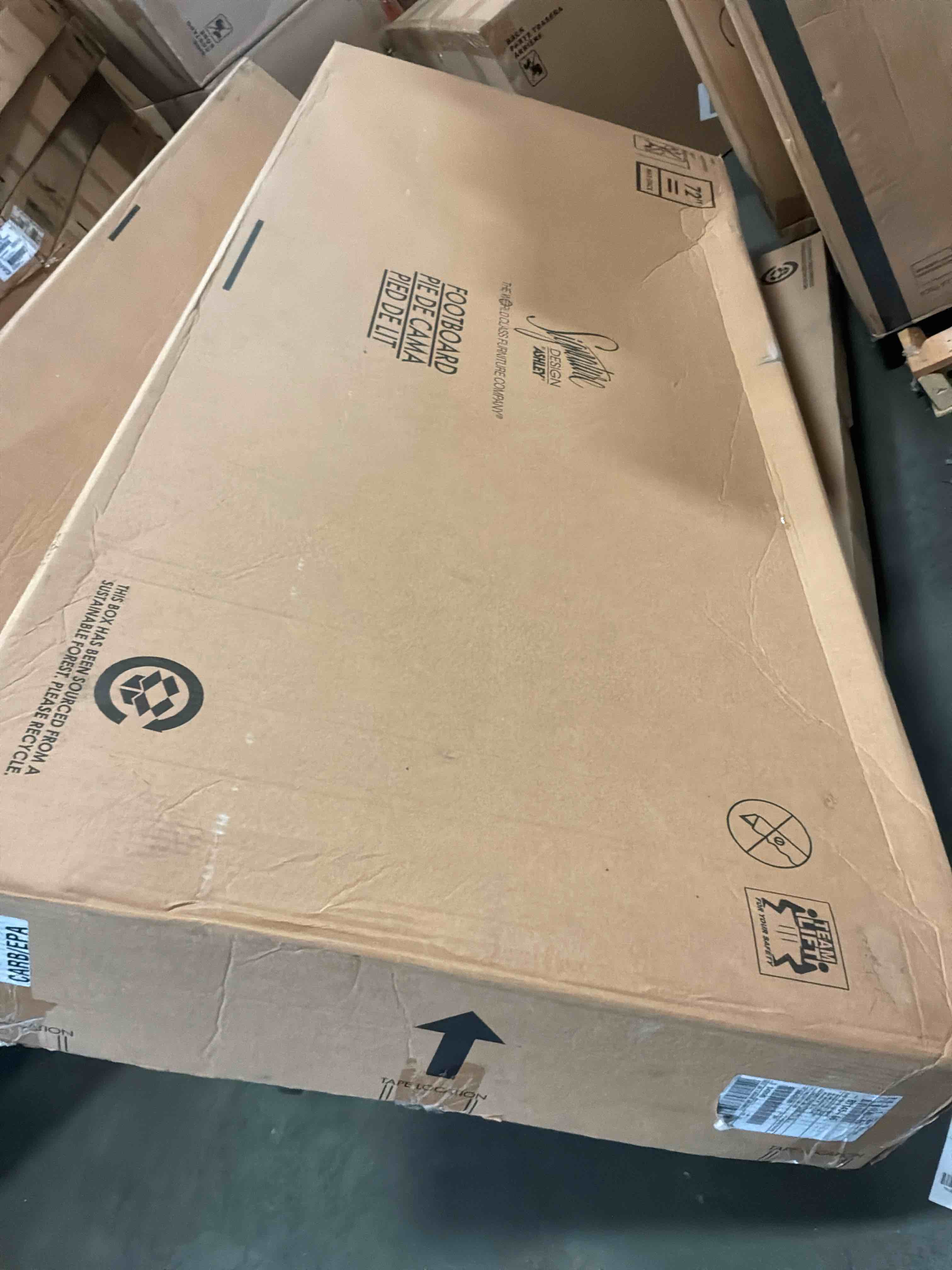 https://s3.amazonaws.com/lotting-images-prod/bidfta/GRA3853246_1777660148182.jpeg
