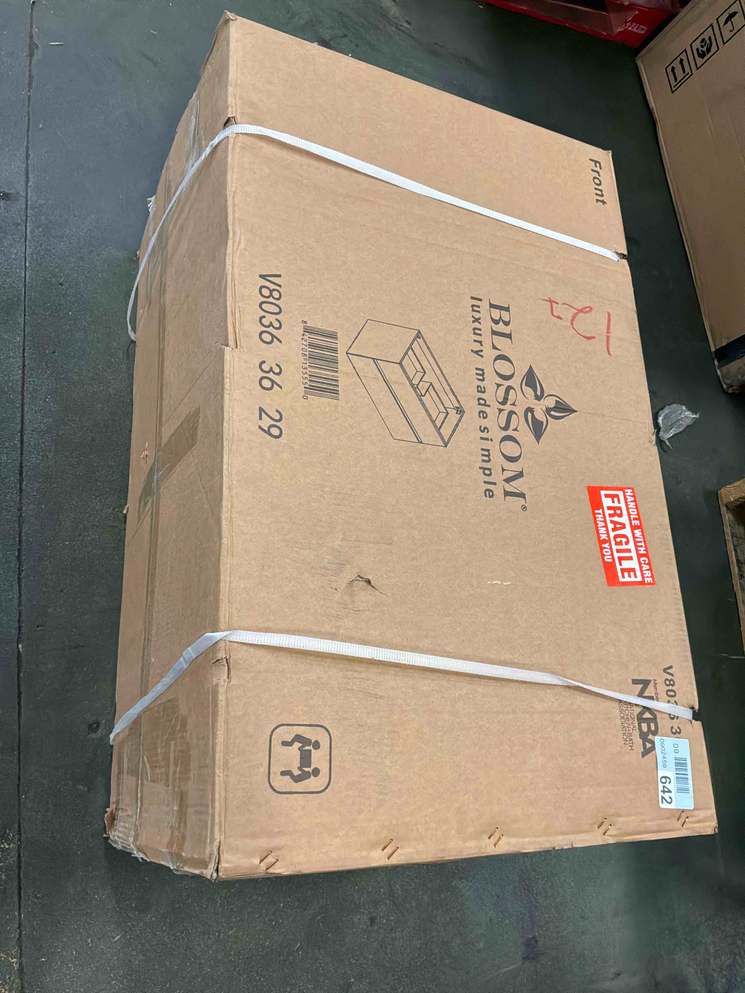 https://s3.amazonaws.com/lotting-images-prod/bidfta/GRA3853290_1777897618454.jpeg