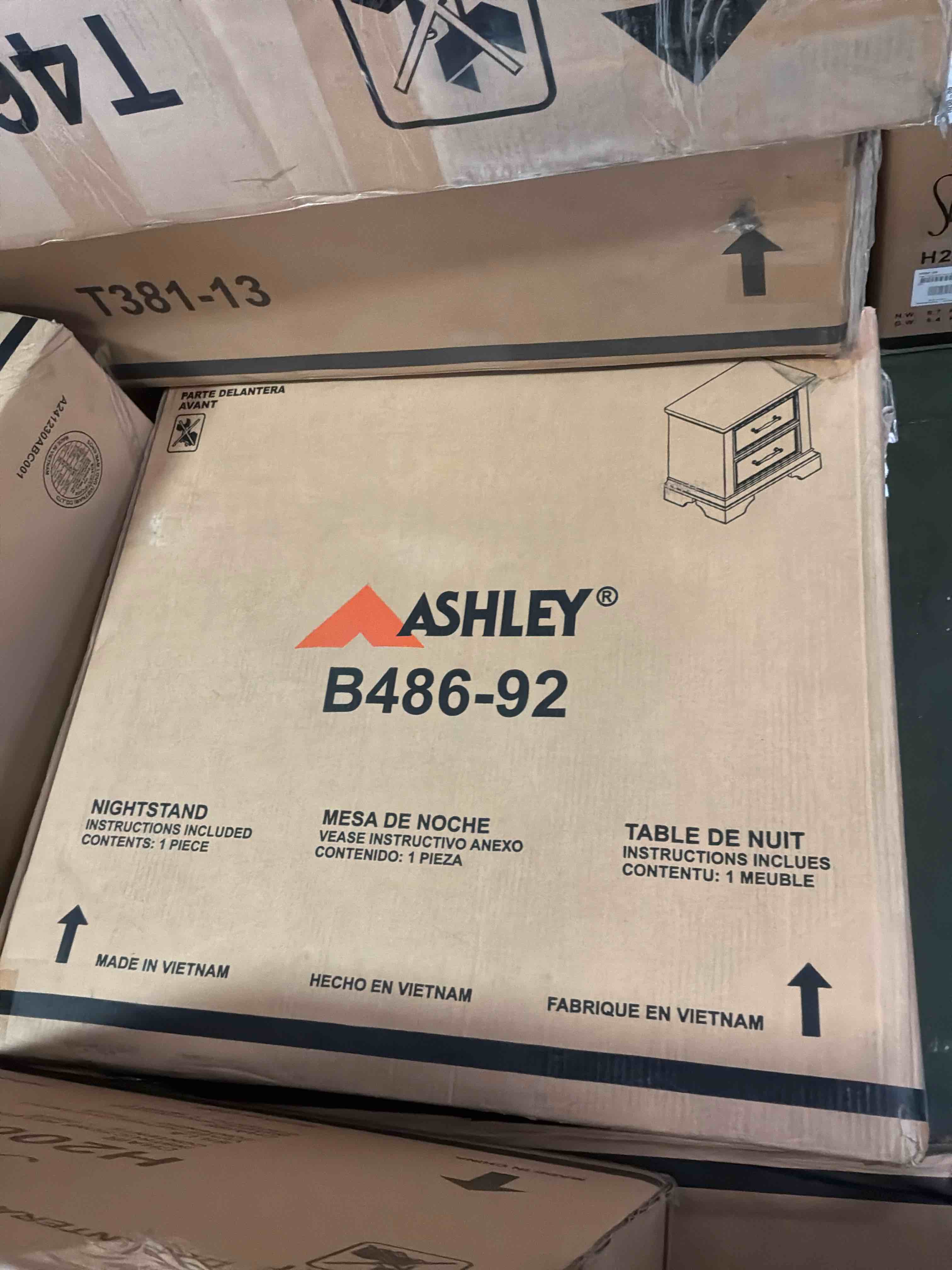 https://s3.amazonaws.com/lotting-images-prod/bidfta/GRA3853399_1778009096046.jpeg