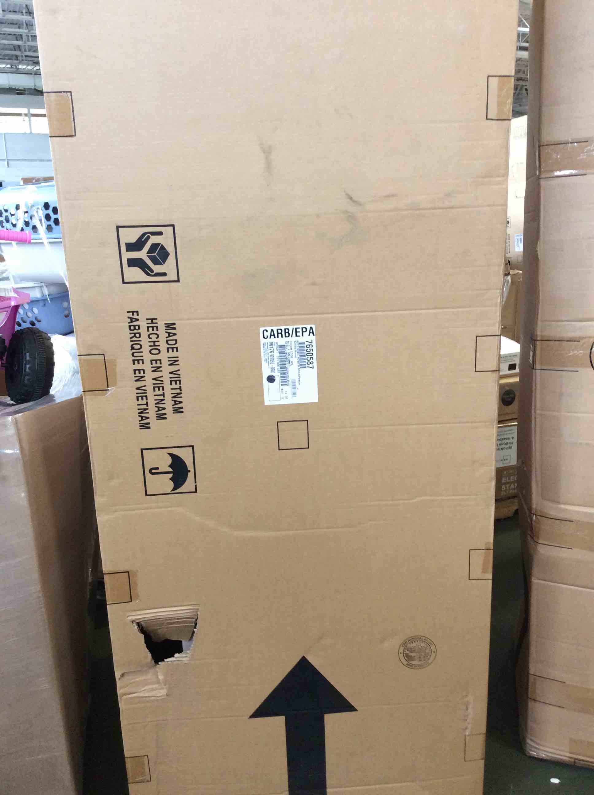 https://s3.amazonaws.com/lotting-images-prod/bidfta/GRA3853444_1778082033957.jpeg