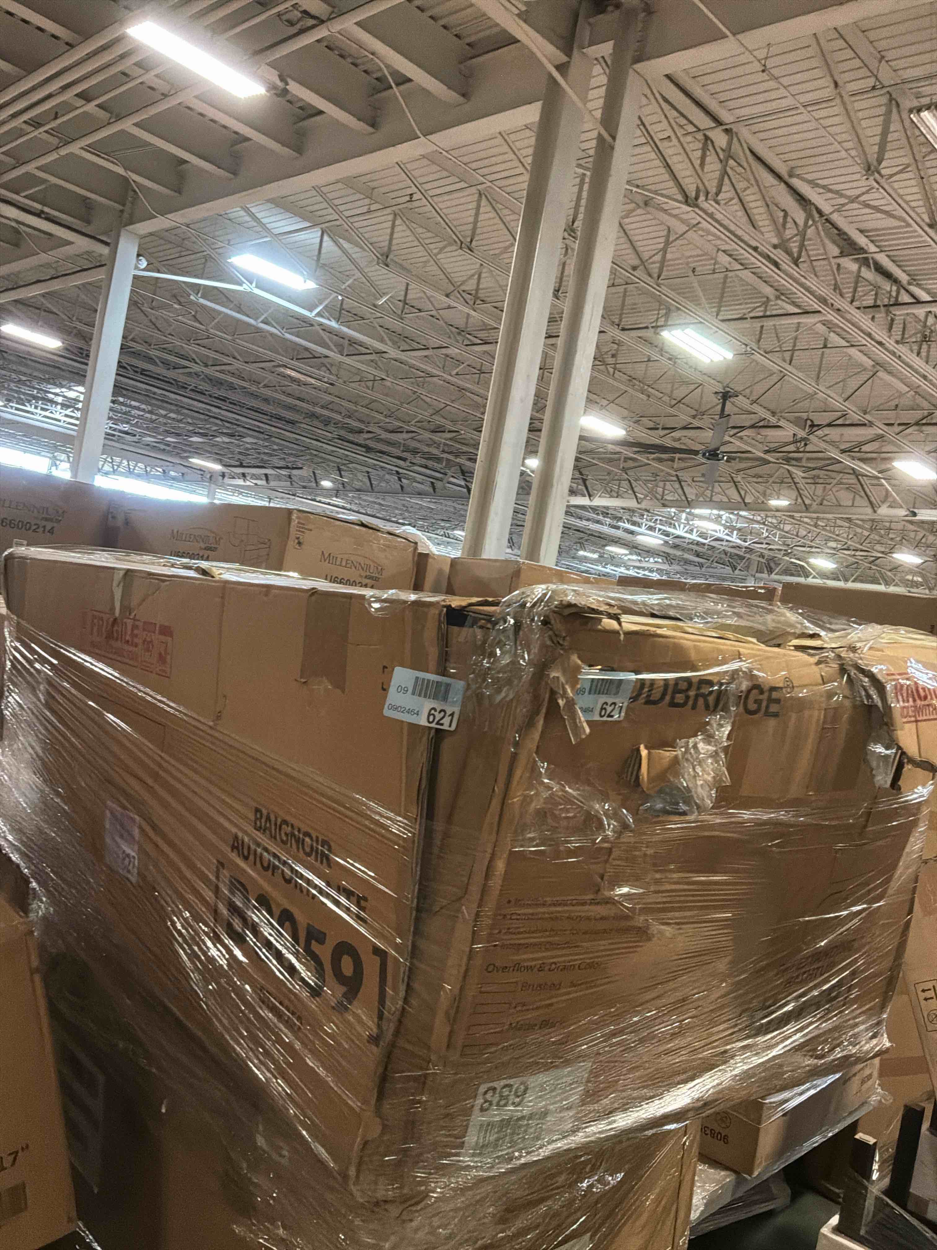 https://s3.amazonaws.com/lotting-images-prod/bidfta/GRA3853467_1778183197068.jpeg