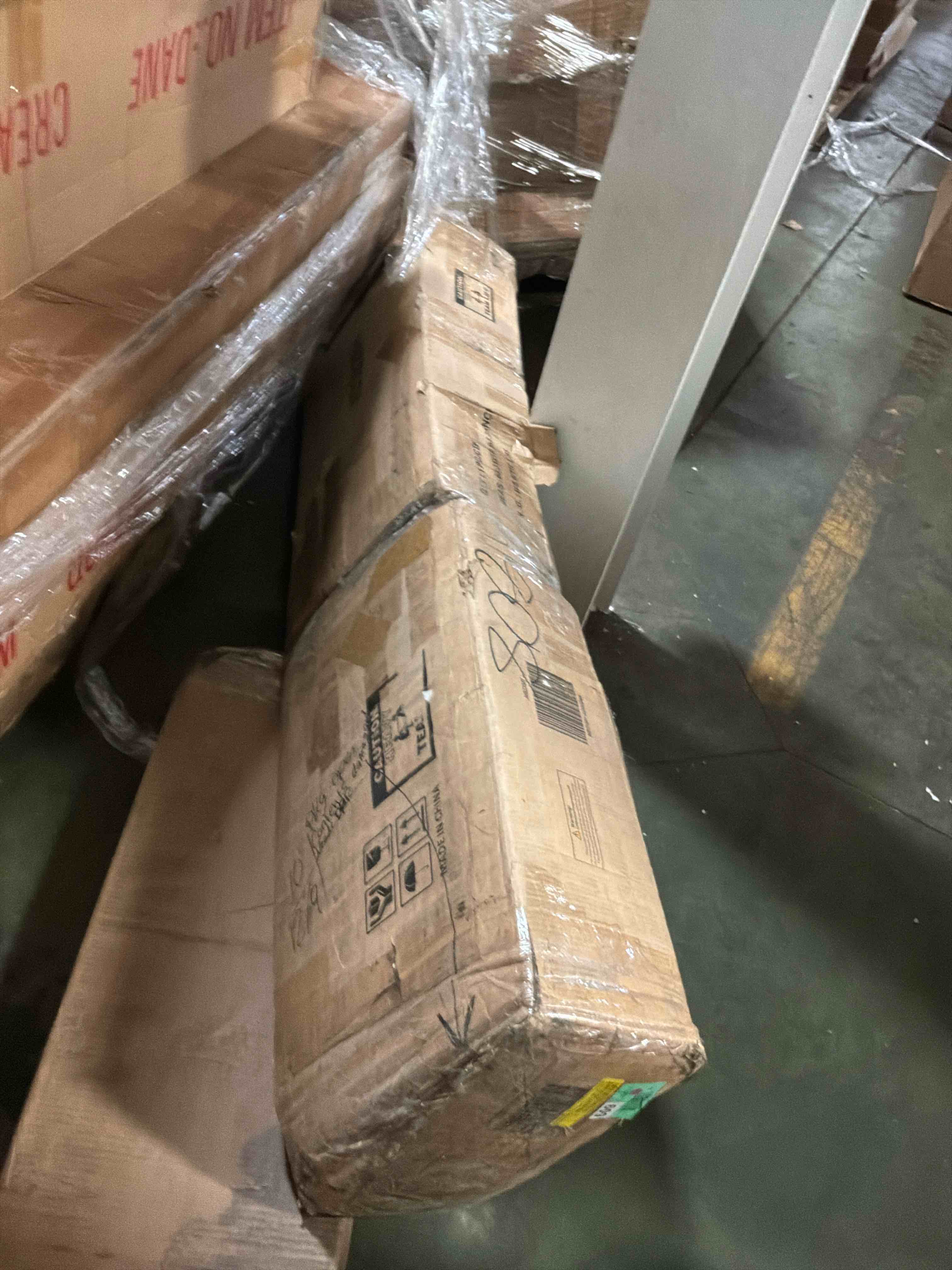 https://s3.amazonaws.com/lotting-images-prod/bidfta/GRA3853477_1778176448630.jpeg
