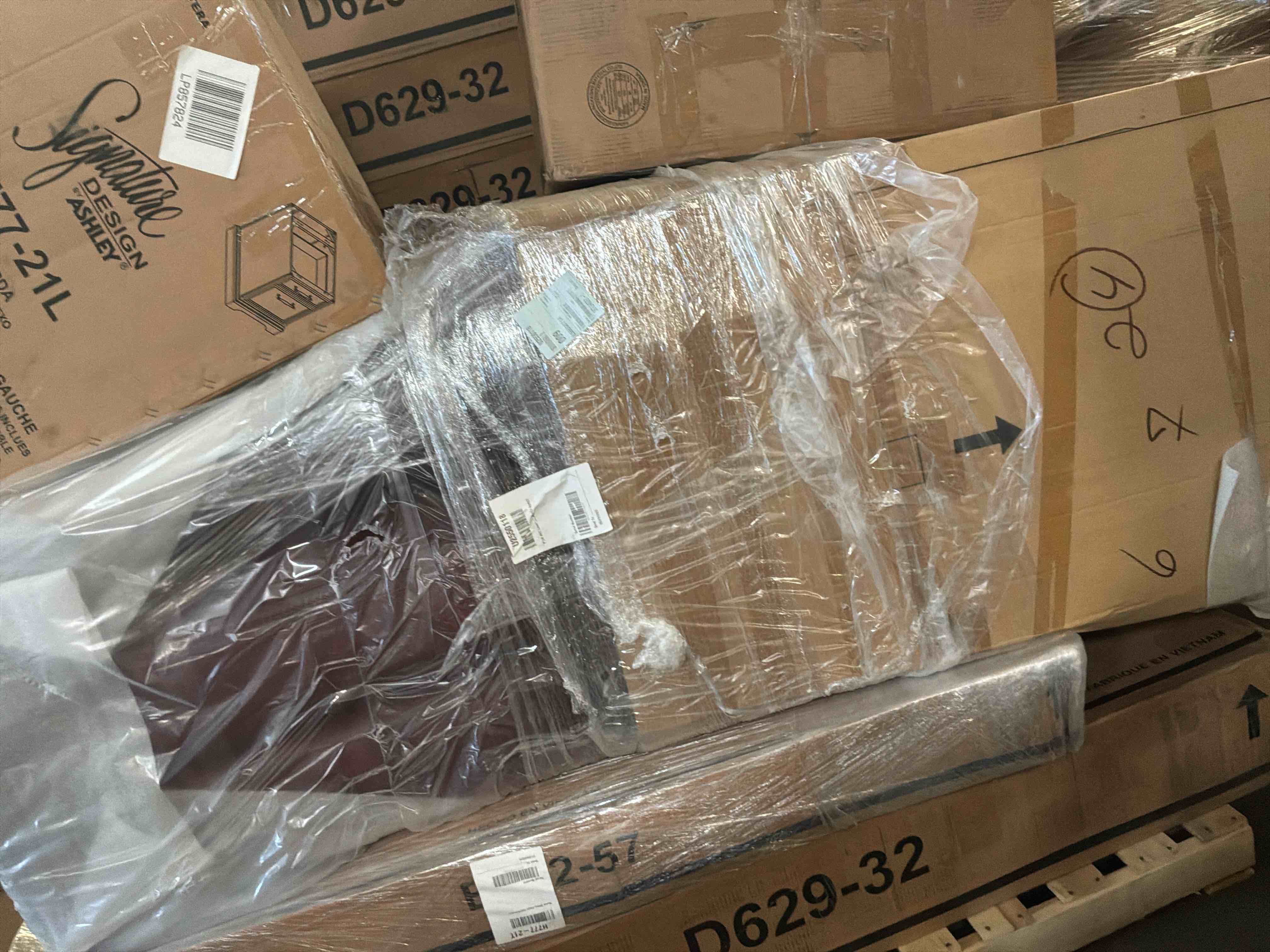 https://s3.amazonaws.com/lotting-images-prod/bidfta/GRA3853491_1778607006247.jpeg
