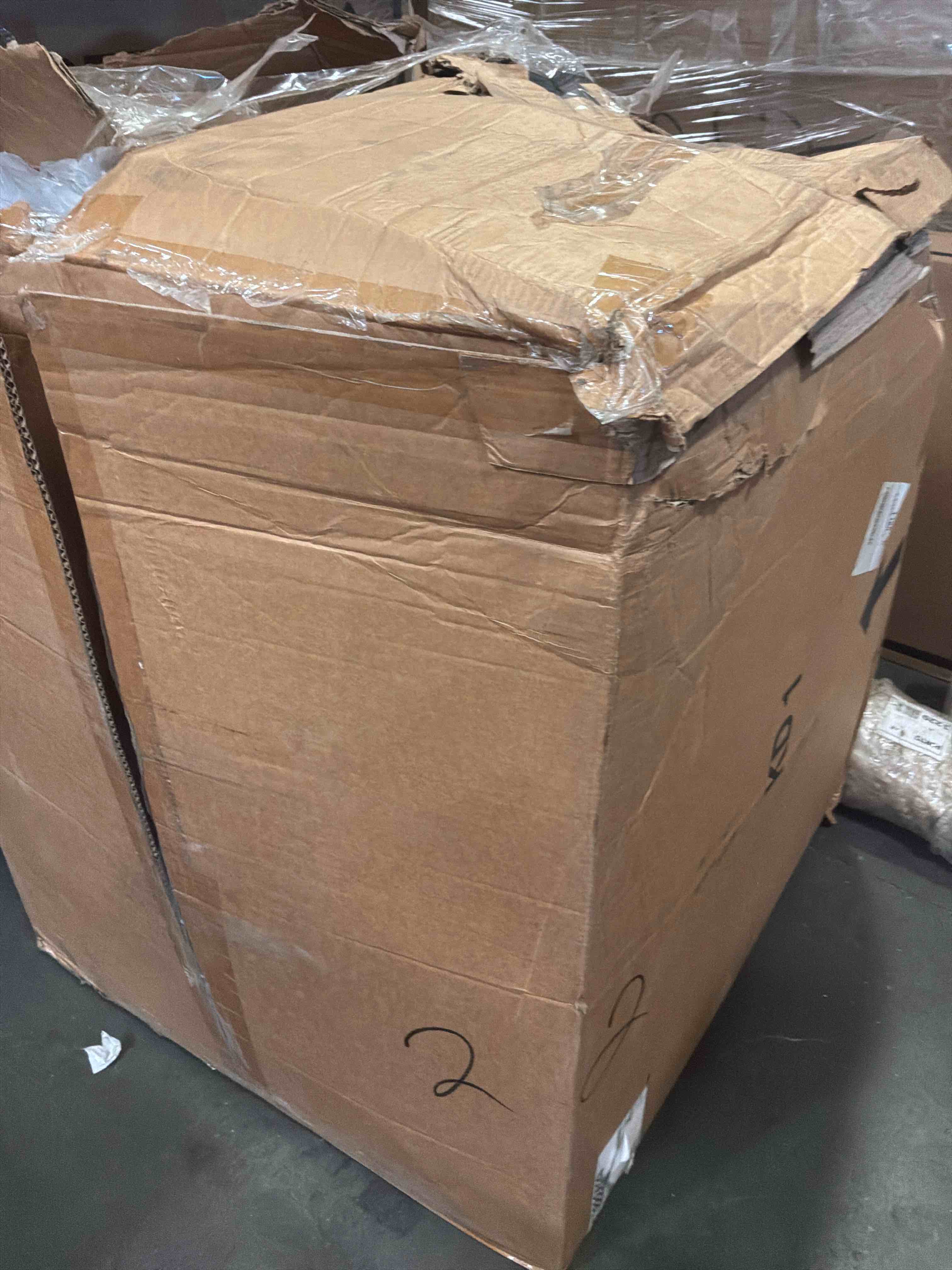 https://s3.amazonaws.com/lotting-images-prod/bidfta/GRA3853518_1778675936306.jpeg