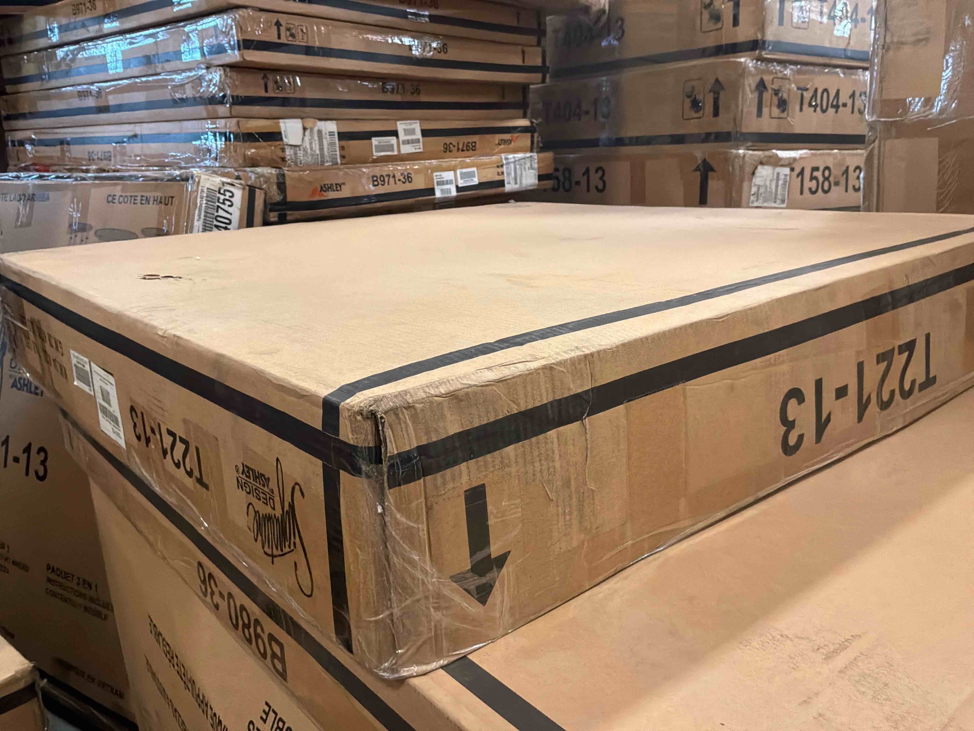 https://s3.amazonaws.com/lotting-images-prod/bidfta/GRA3853526_1778674812840.jpeg