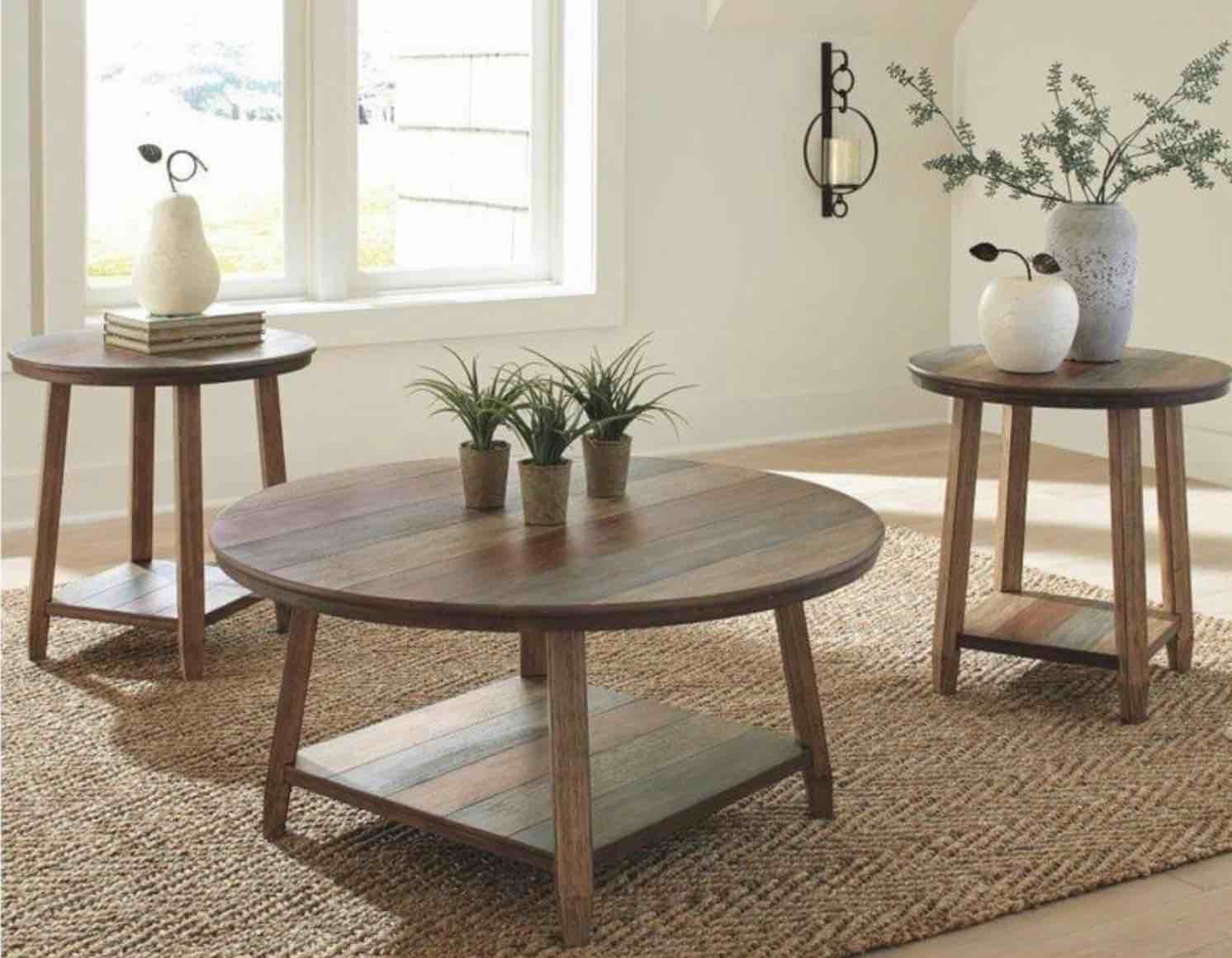 Raebecki Occasional Table Set