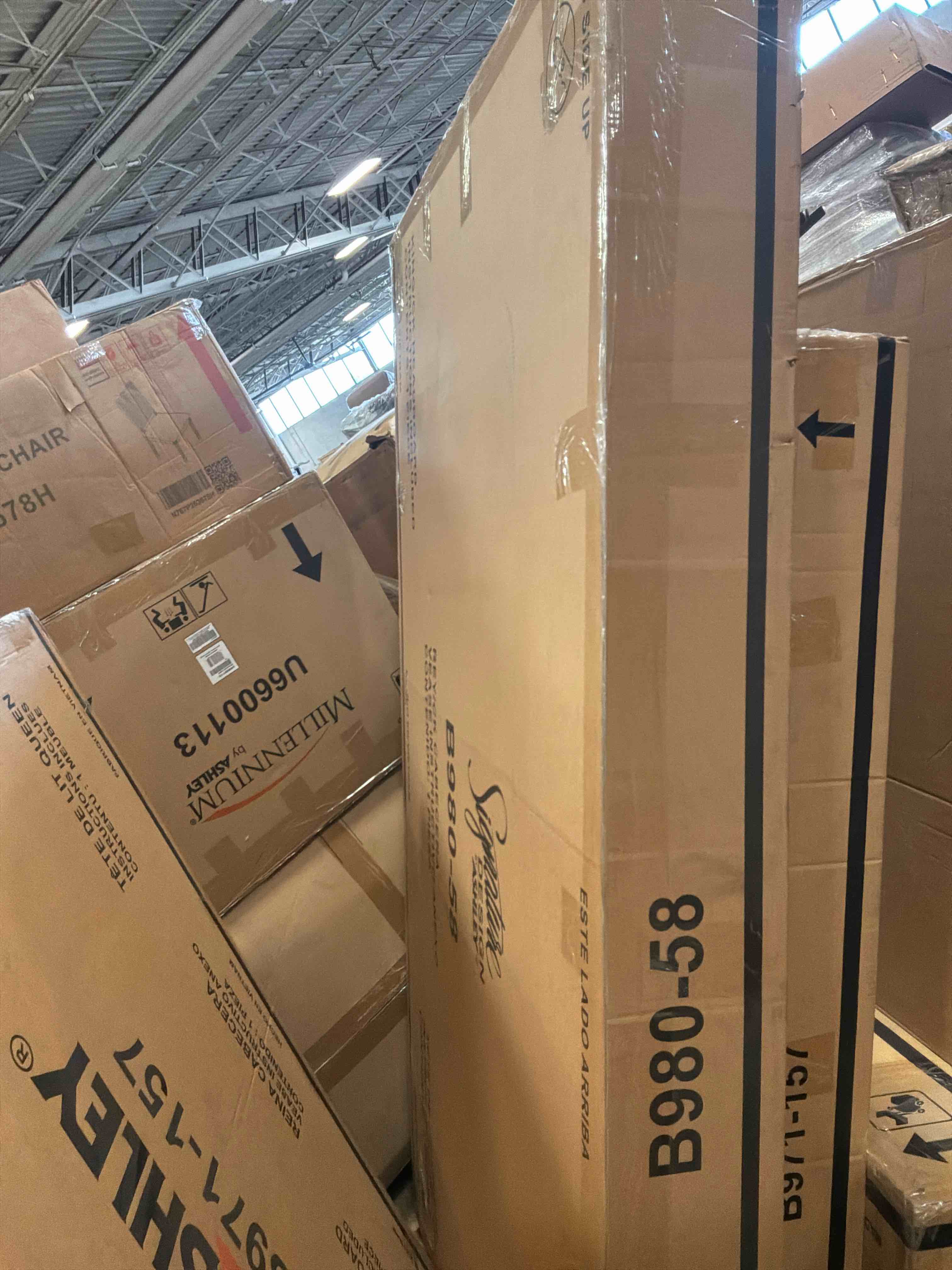 https://s3.amazonaws.com/lotting-images-prod/bidfta/GRA3853531_1778677201850.jpeg