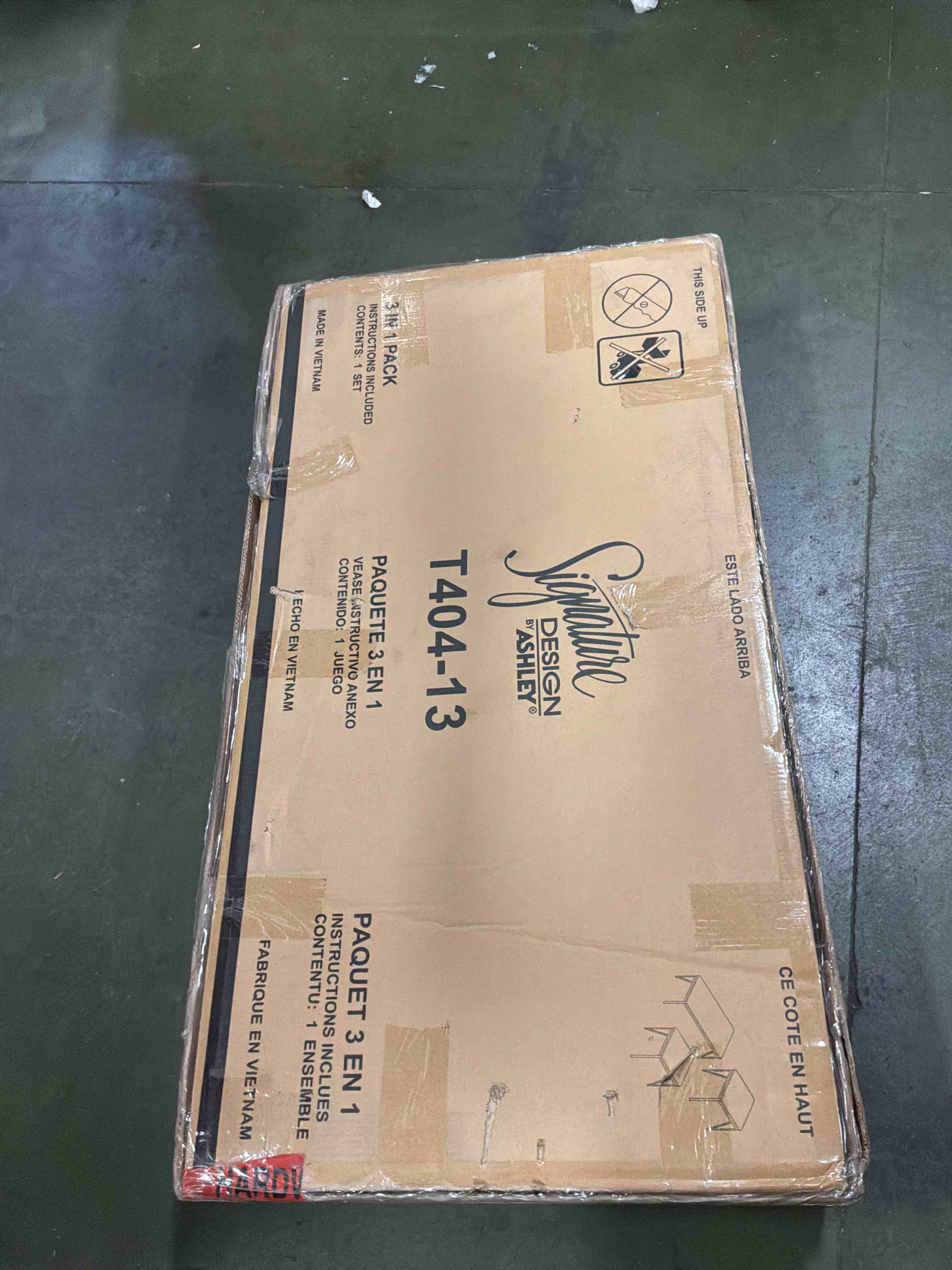 https://s3.amazonaws.com/lotting-images-prod/bidfta/GRA3853535_1778676766409.jpeg