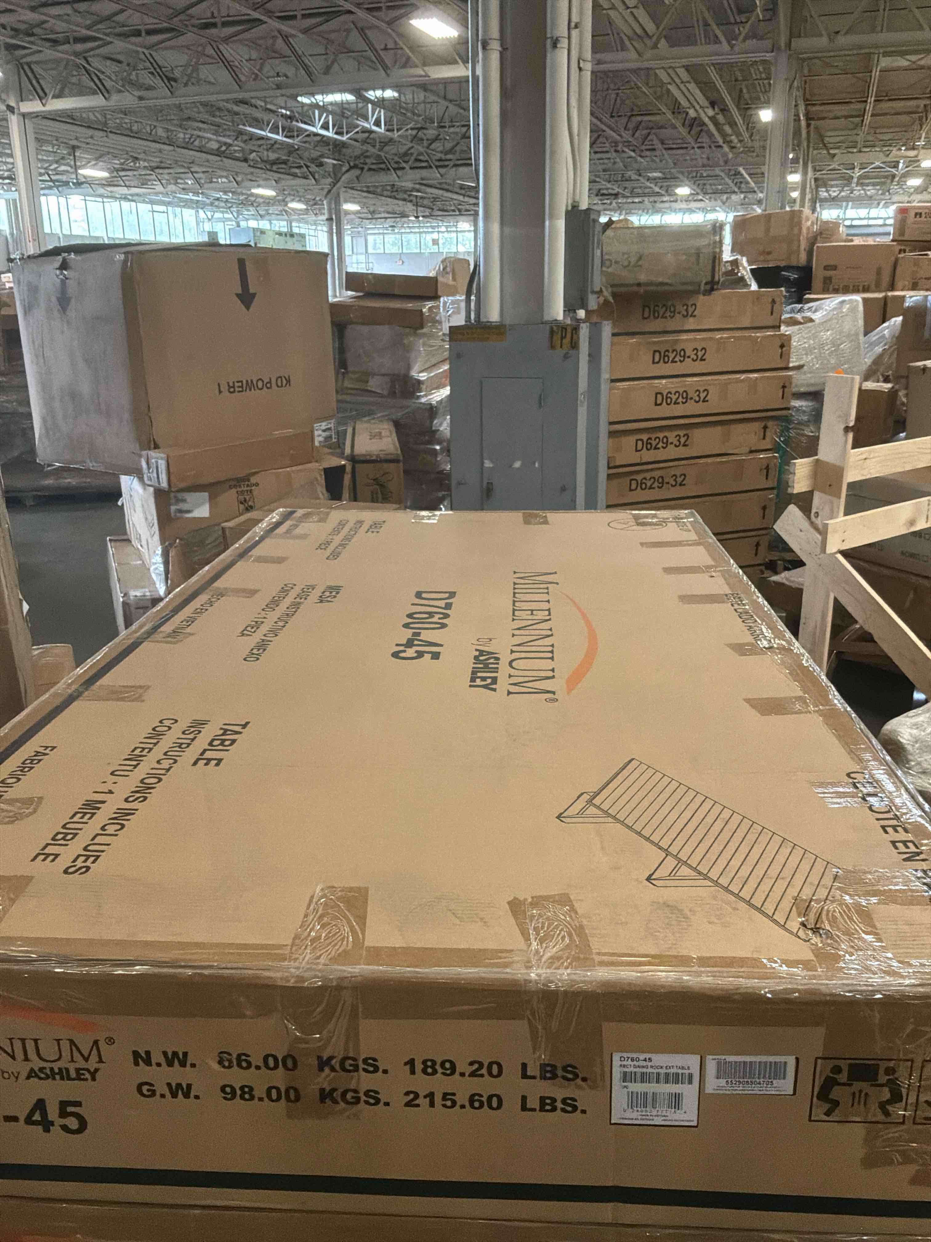 https://s3.amazonaws.com/lotting-images-prod/bidfta/GRA3853618_1778699221663.jpeg